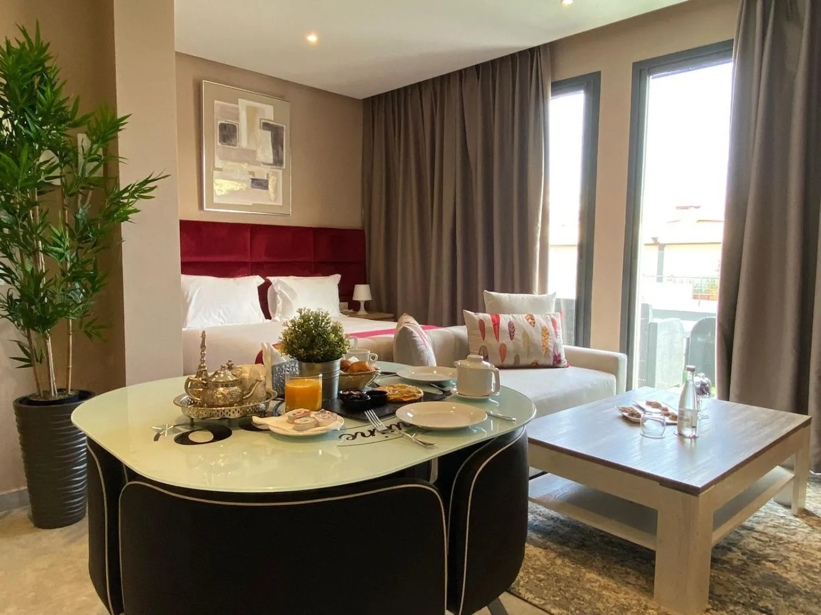 Dining area in Atlas-Résidence by Rent-Inn