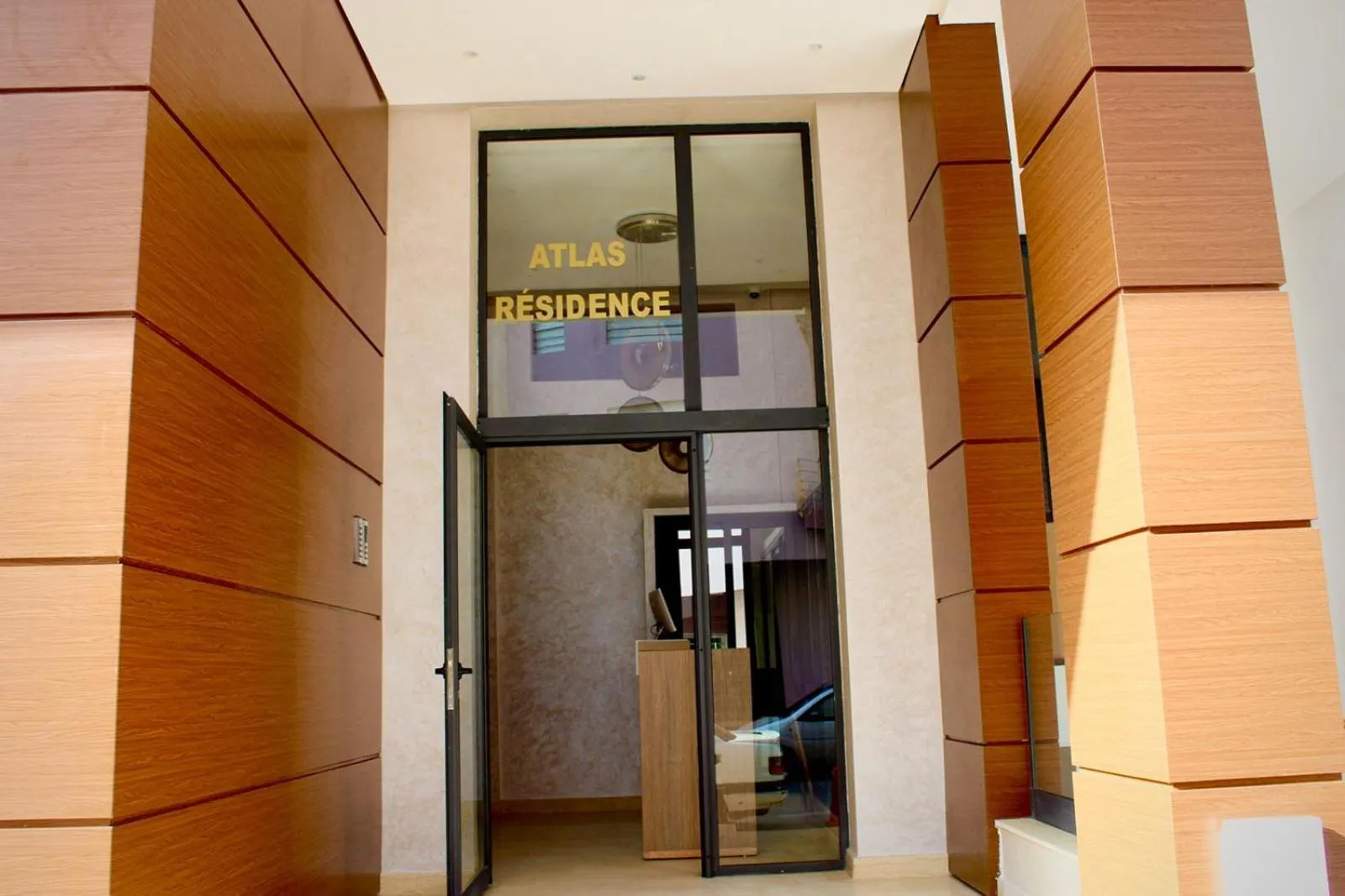 Facade/entrance in Atlas-Résidence by Rent-Inn