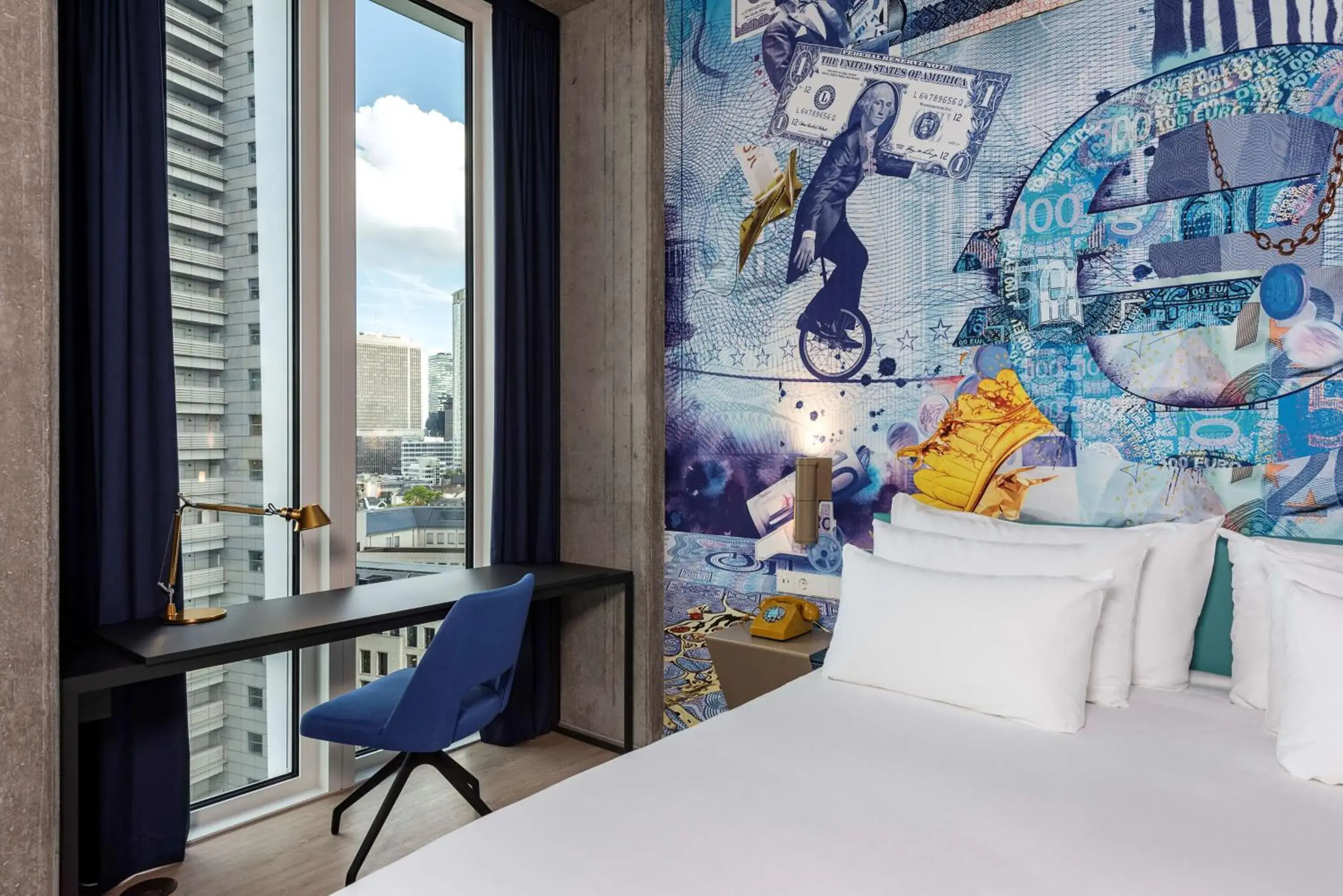 nhow Premium Room with View in nhow Frankfurt nhow Premium Room with View in nhow Frankfurt