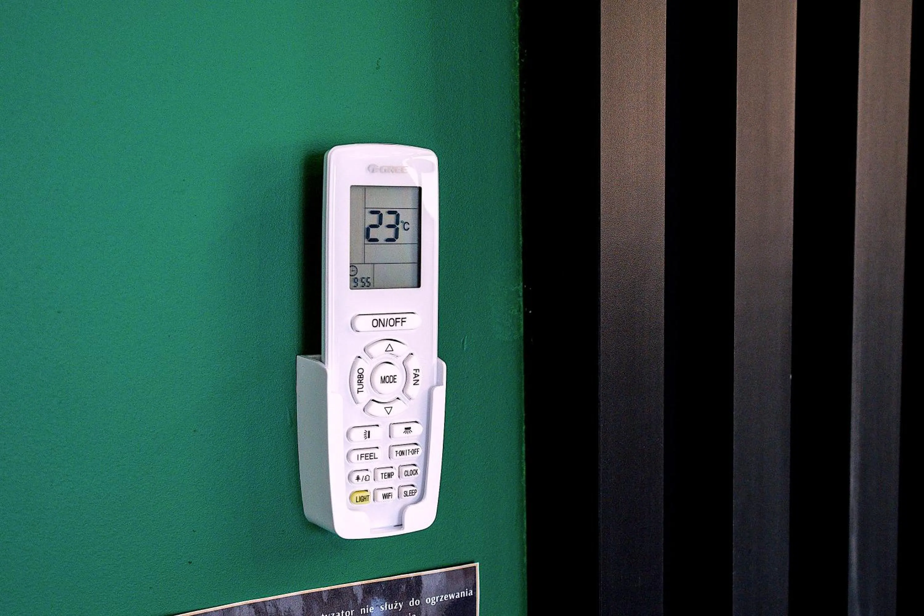 air conditioner in Aparthotel Green Concrete