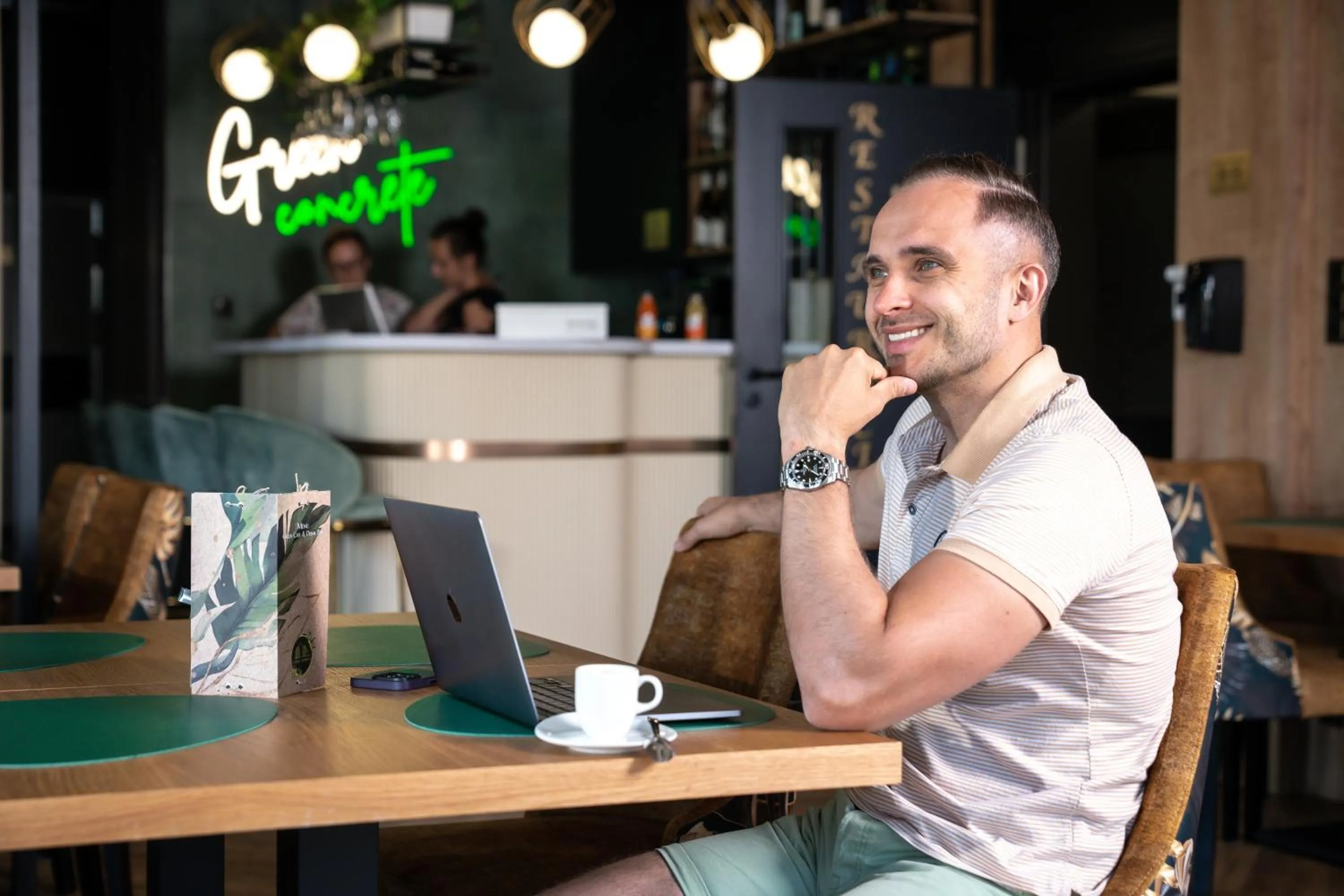 Property building in Aparthotel Green Concrete