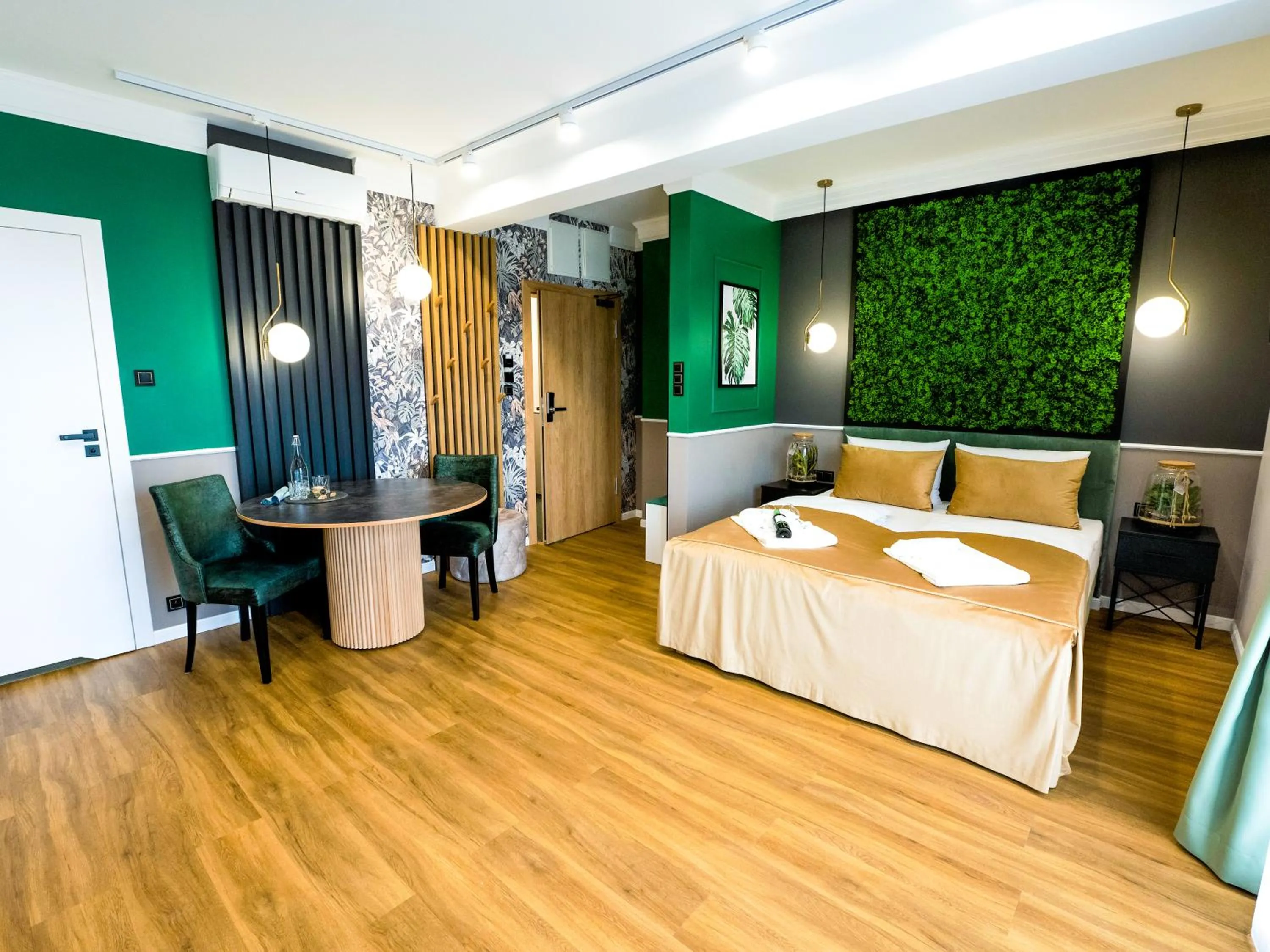 Facade/entrance, Bed in Aparthotel Green Concrete