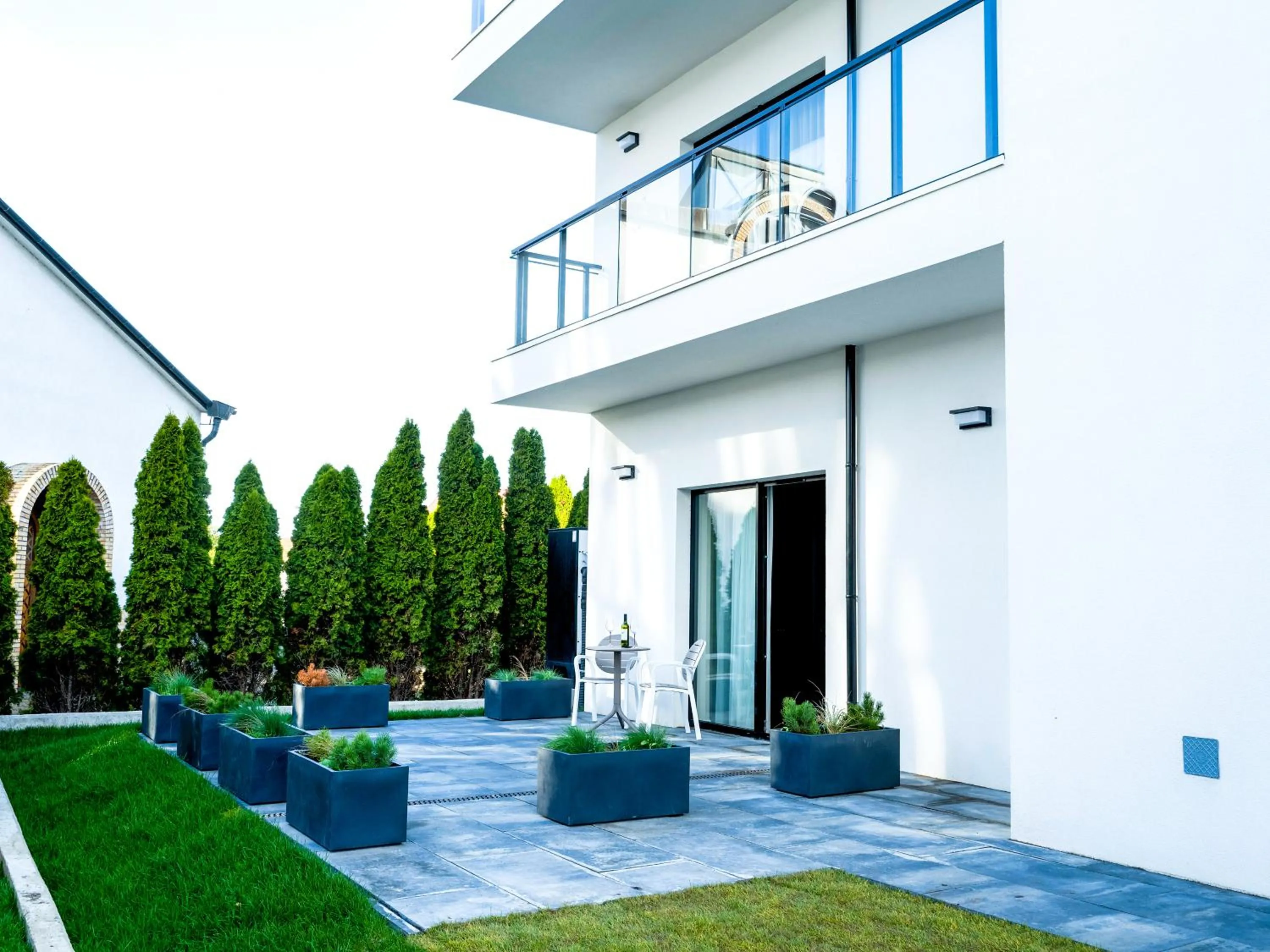 Property building in Aparthotel Green Concrete