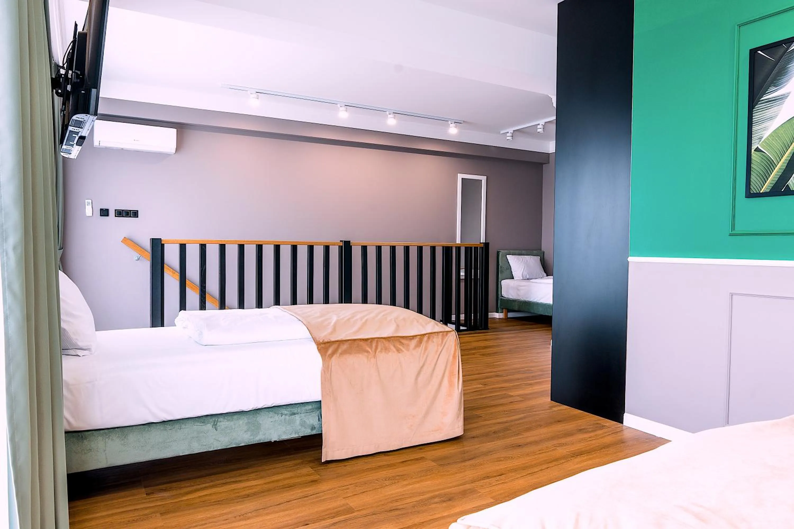 Bed in Aparthotel Green Concrete