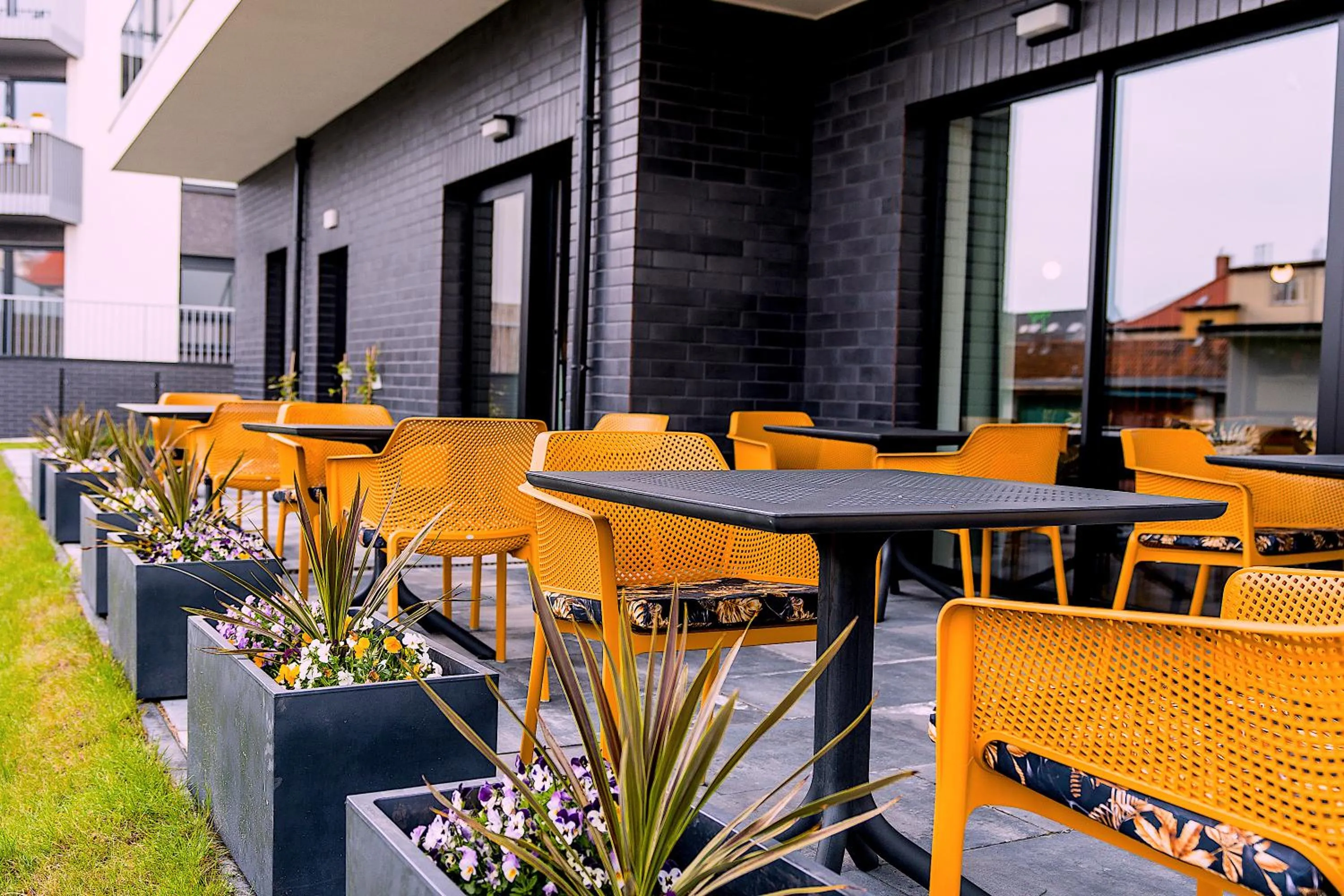 Property building in Aparthotel Green Concrete