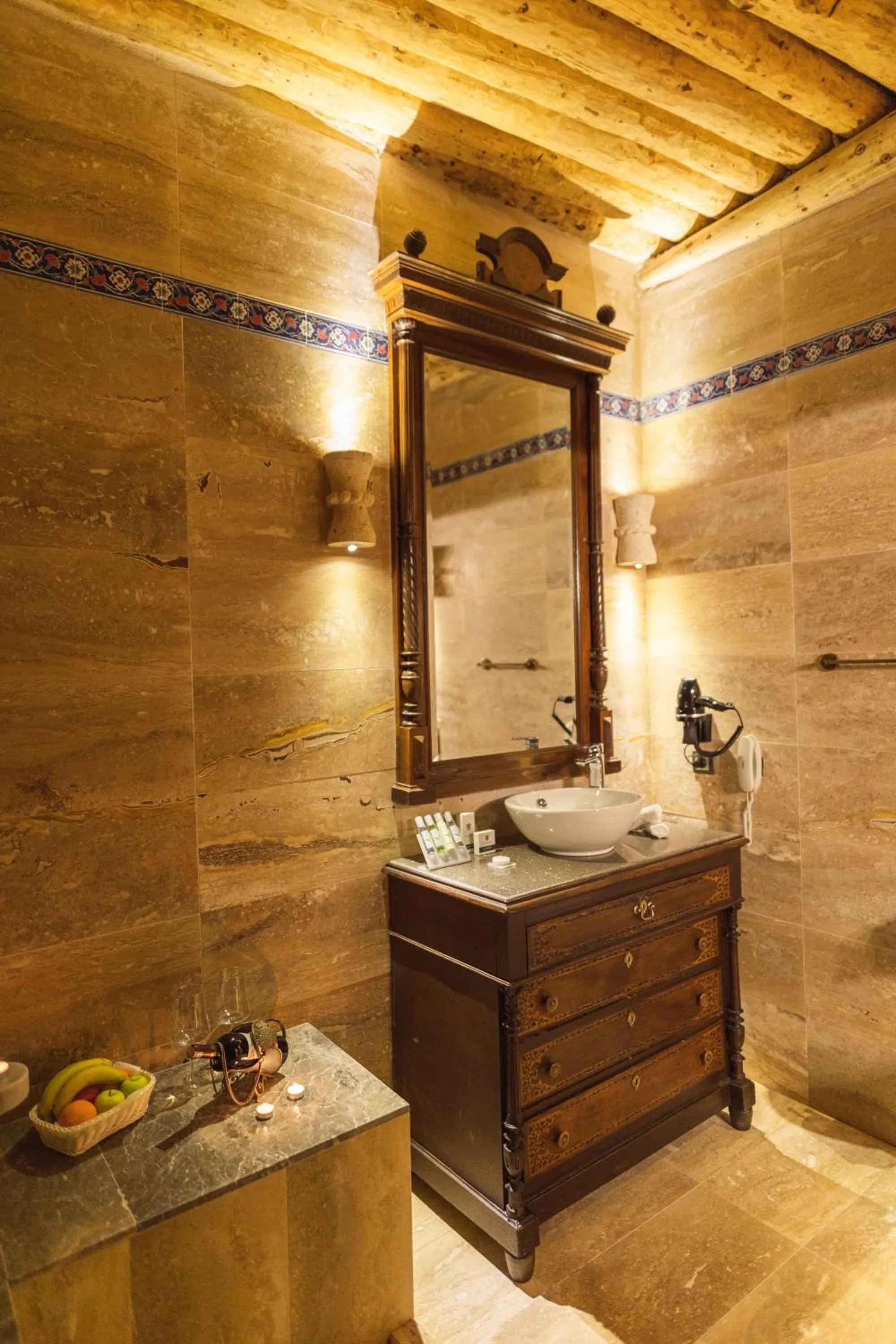 Bathroom in Solo Cave Suites