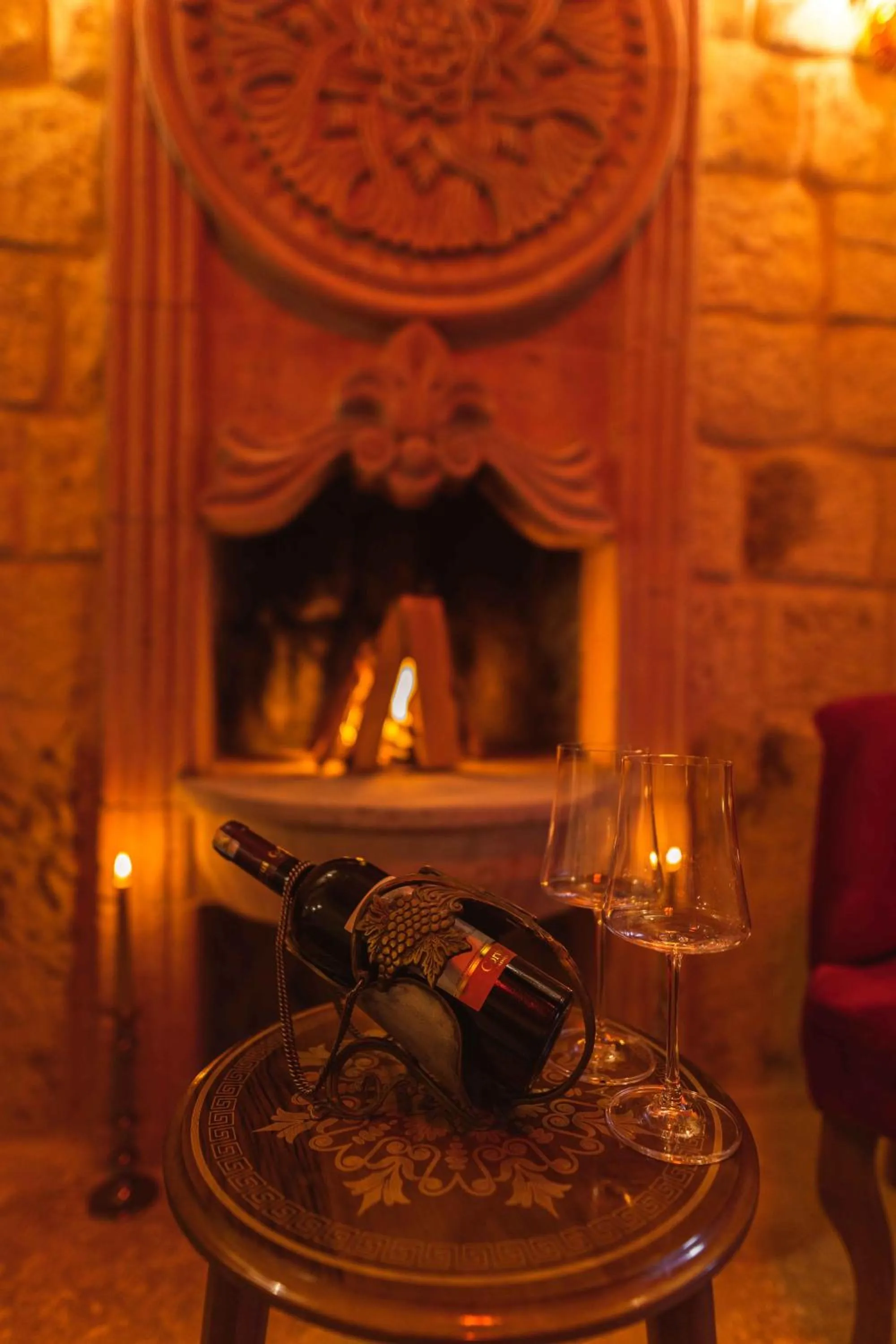 flat iron in Solo Cave Suites