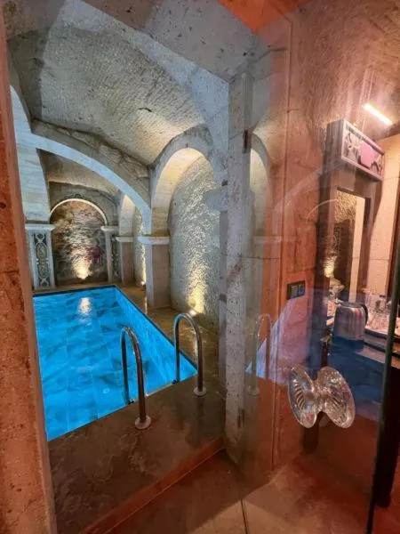 Pool view in Solo Cave Suites