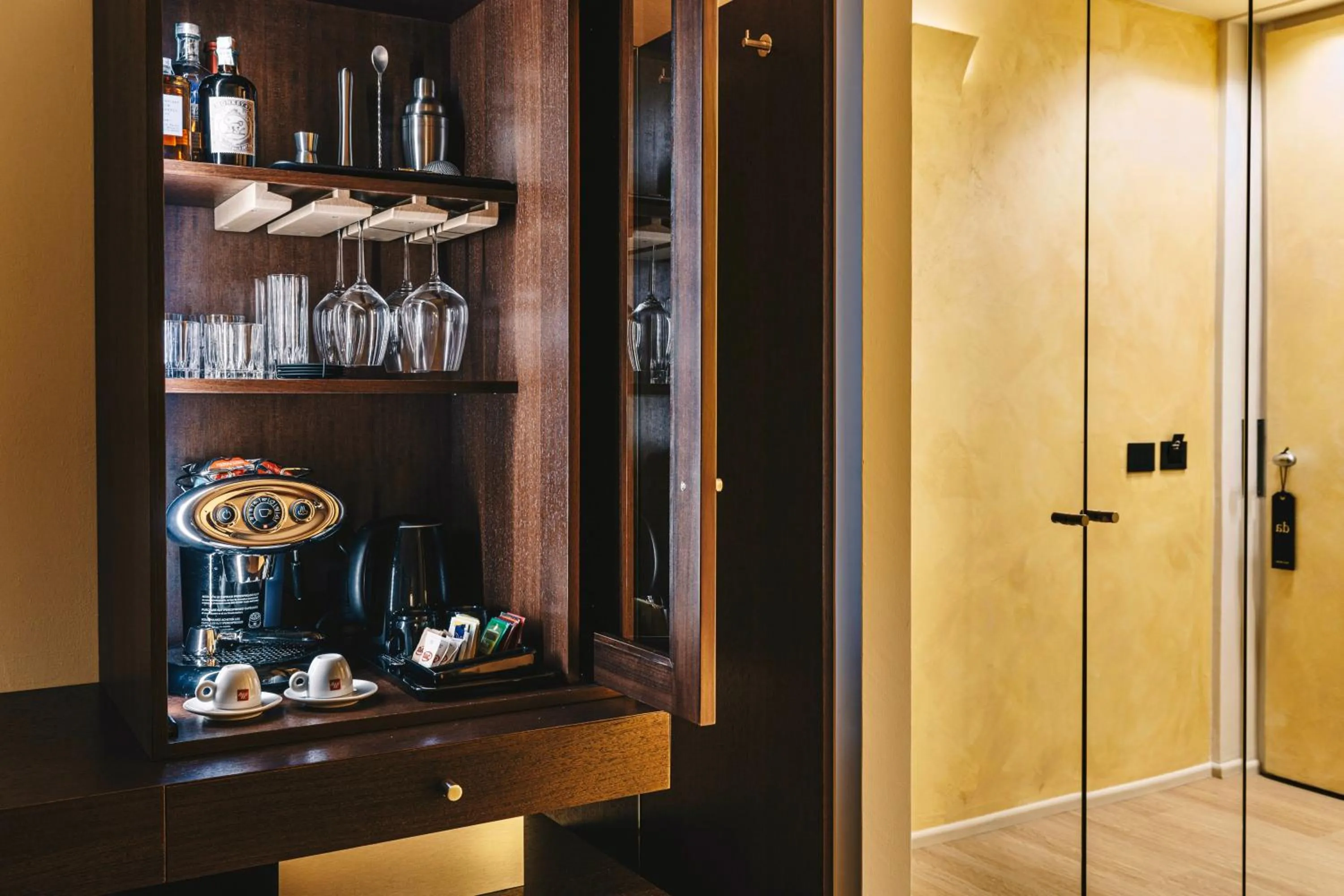 Photo of the whole room in DelleArti Design Hotel