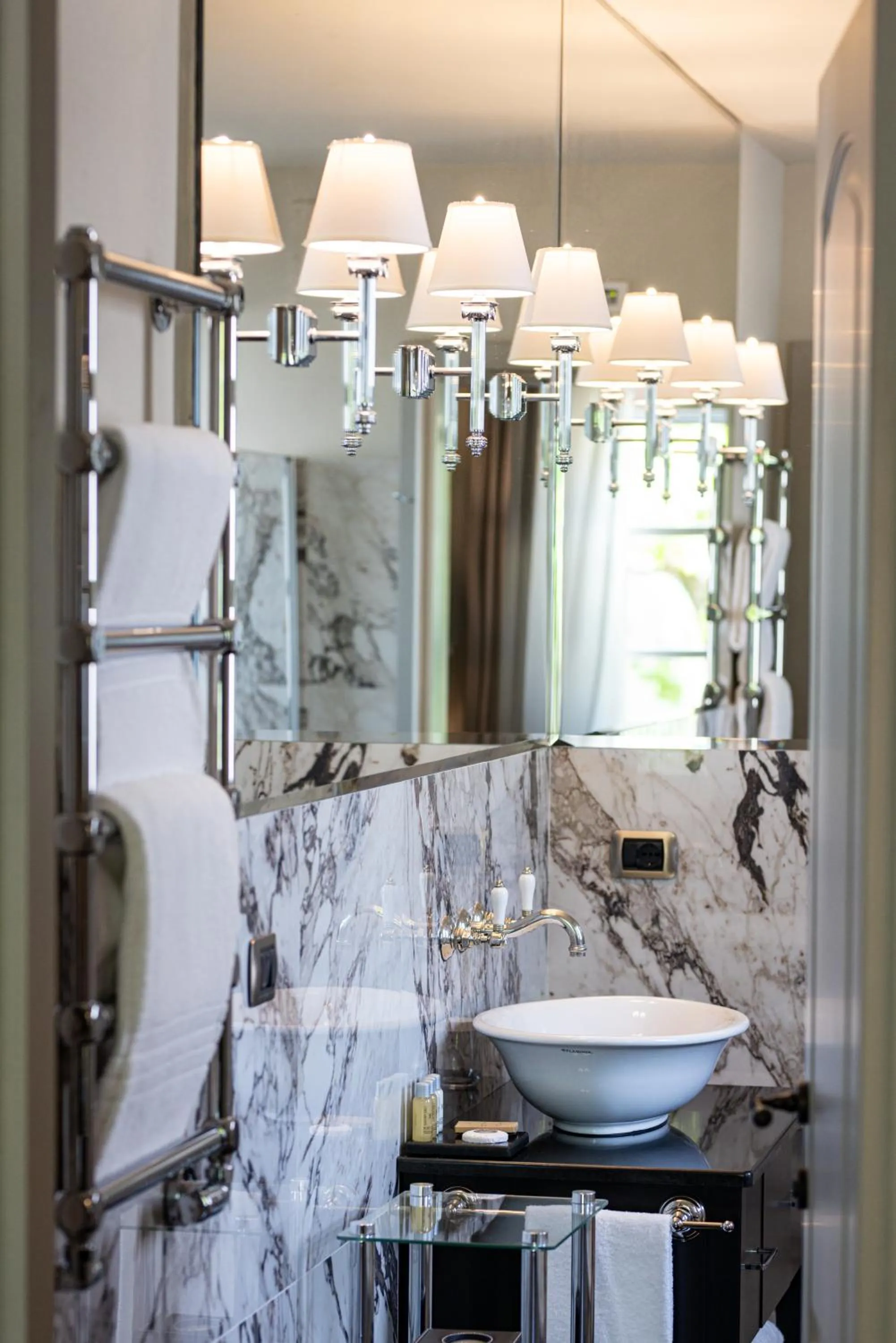 Bathroom in Hotel Vannucci