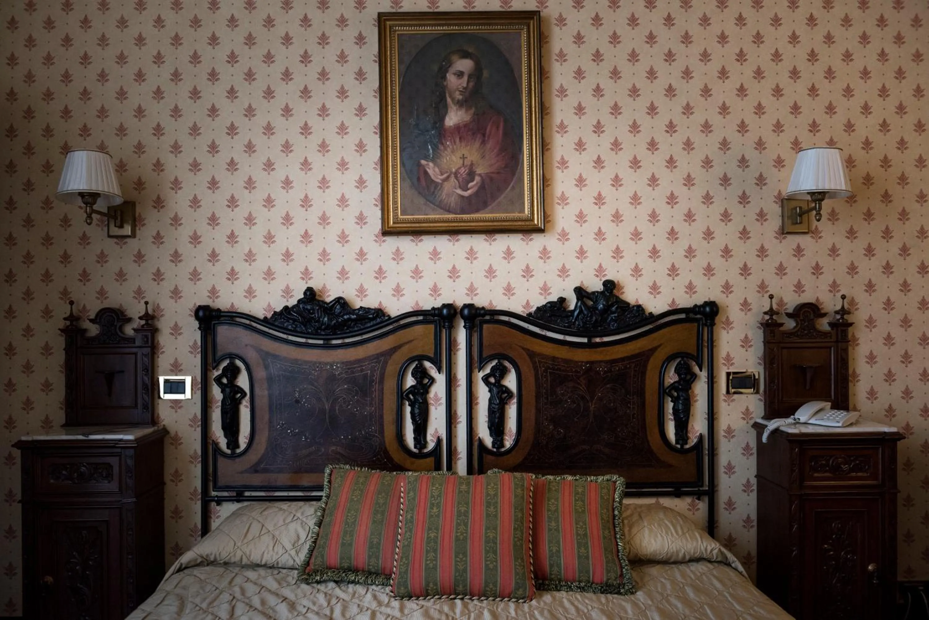 Photo of the whole room, Seating Area in Palazzo Failla Hotel