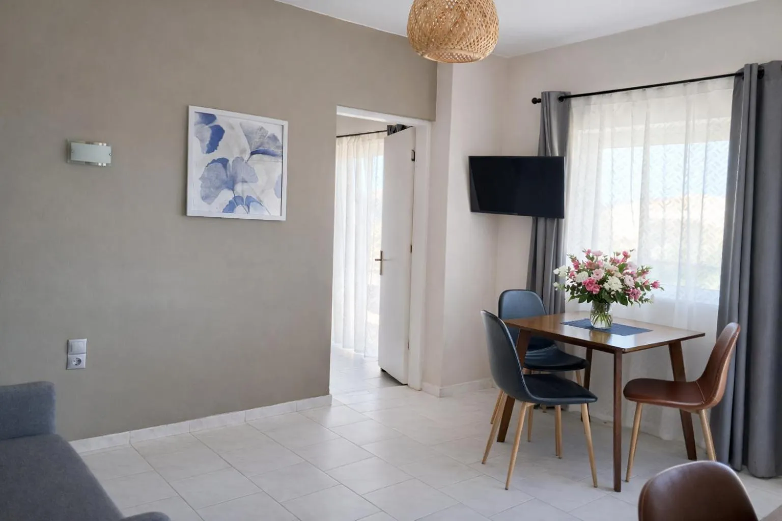 Living room in Secret Garden Hotel