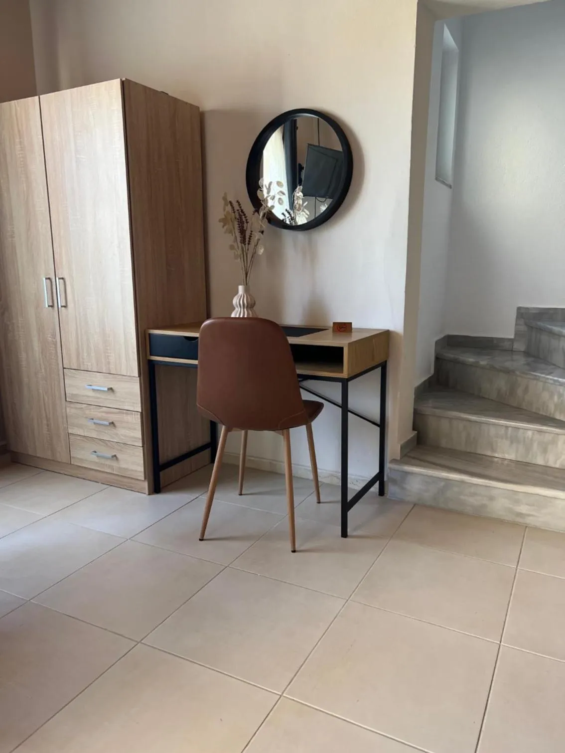 hair dresser in Secret Garden Hotel