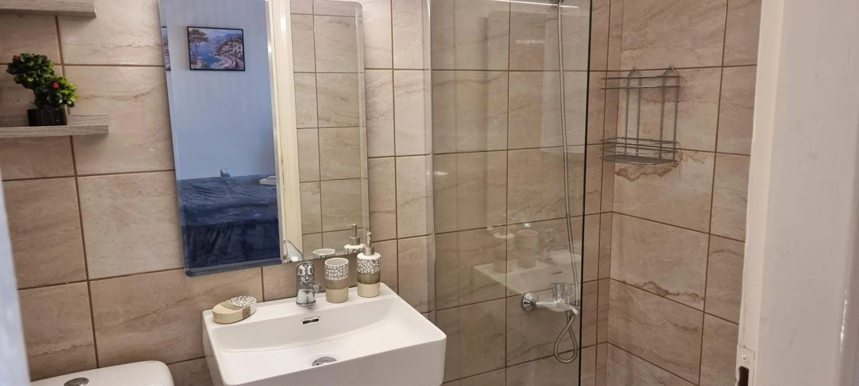 Bathroom in Secret Garden Hotel