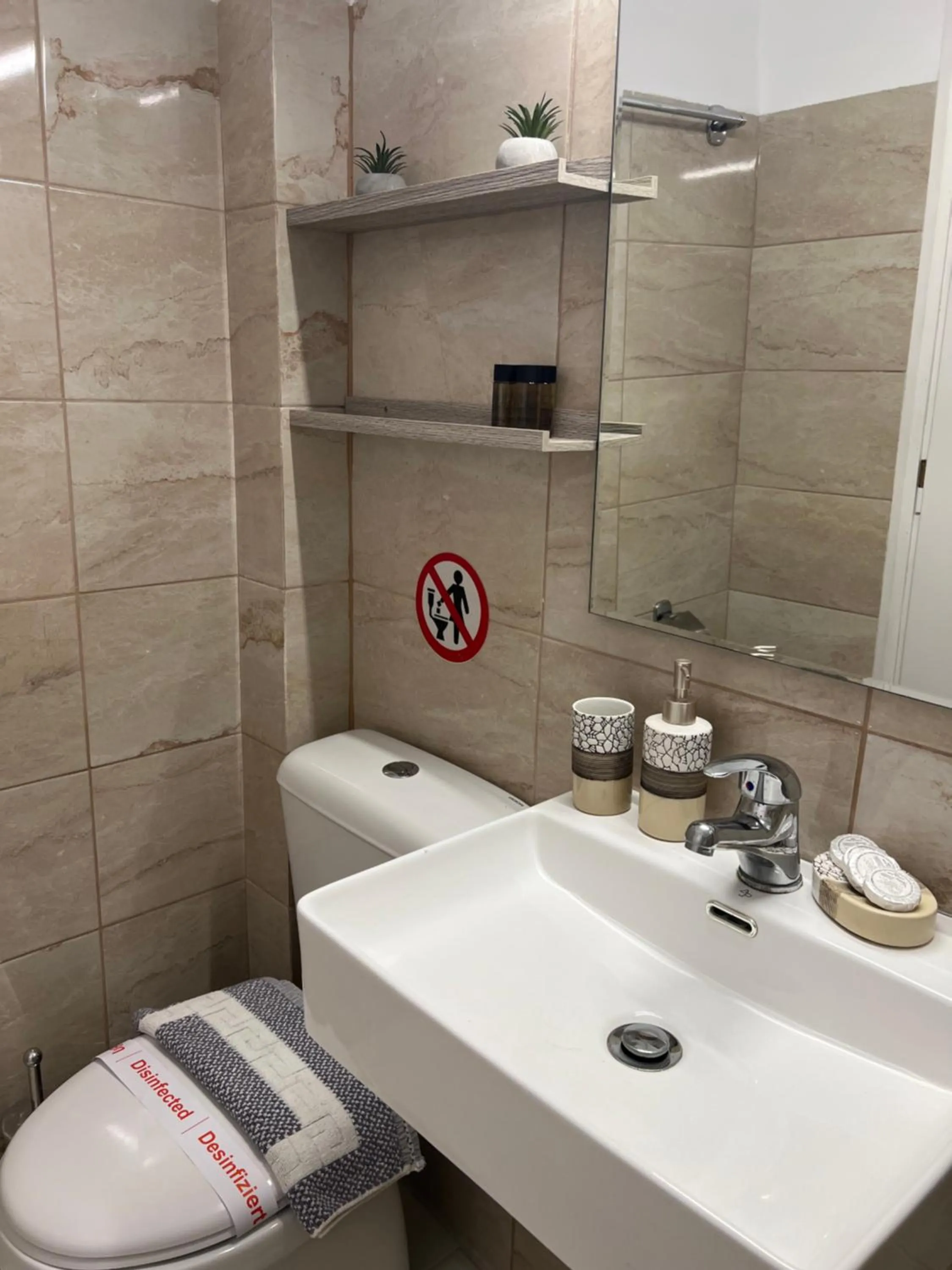 Bathroom in Secret Garden Hotel