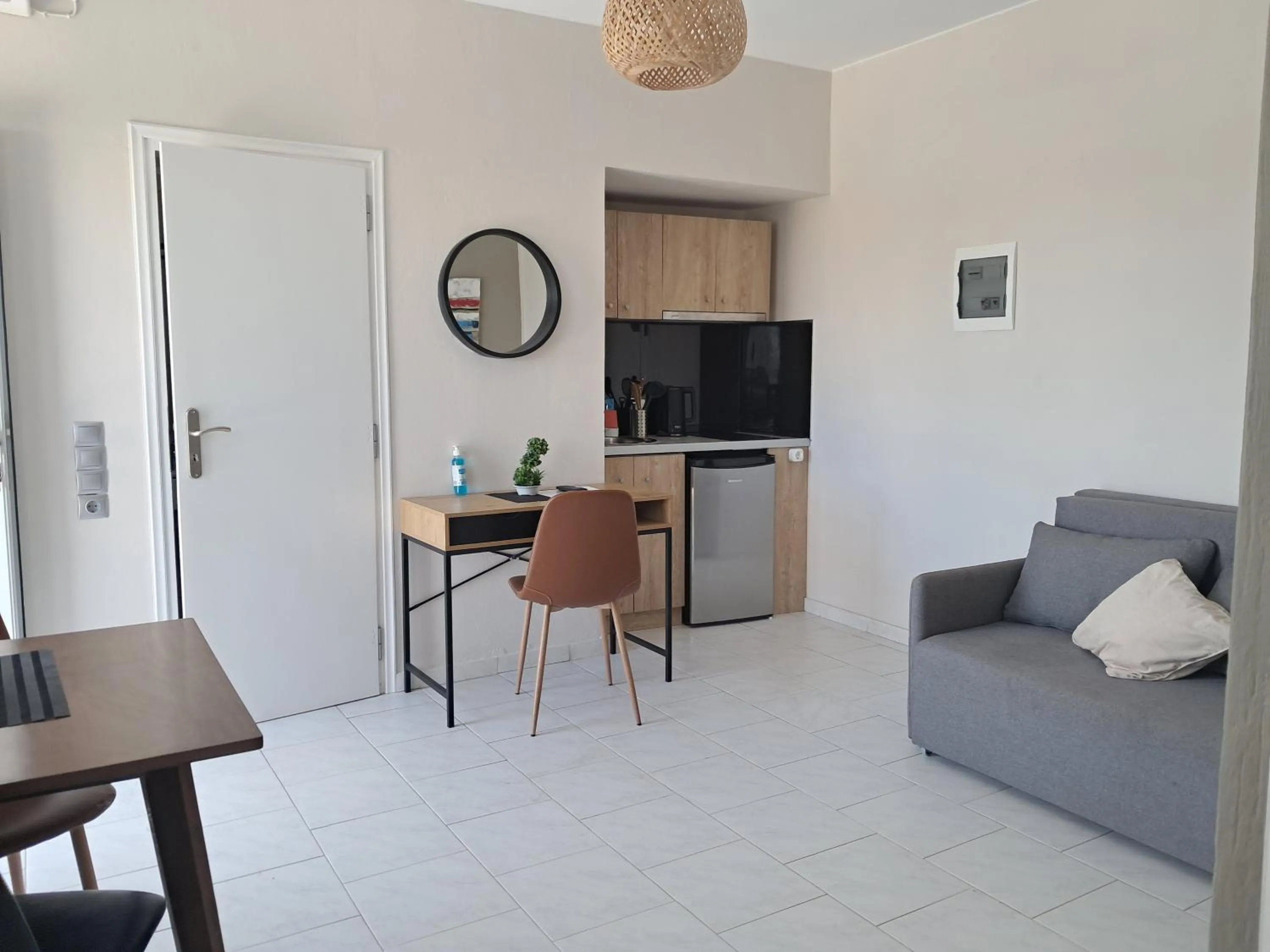 Seating area in Secret Garden Hotel