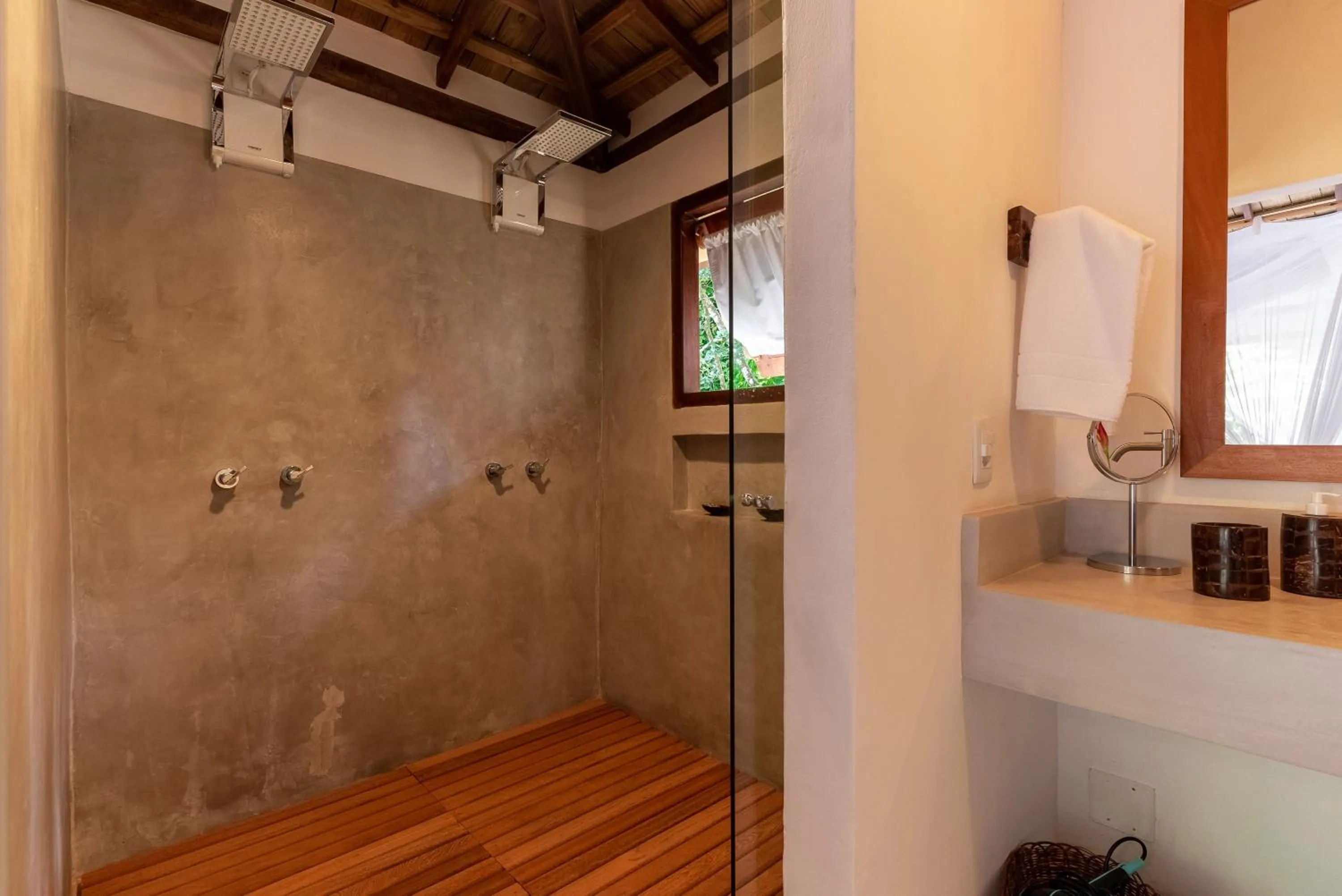 Bathroom in DA GRAÇA HOTEL