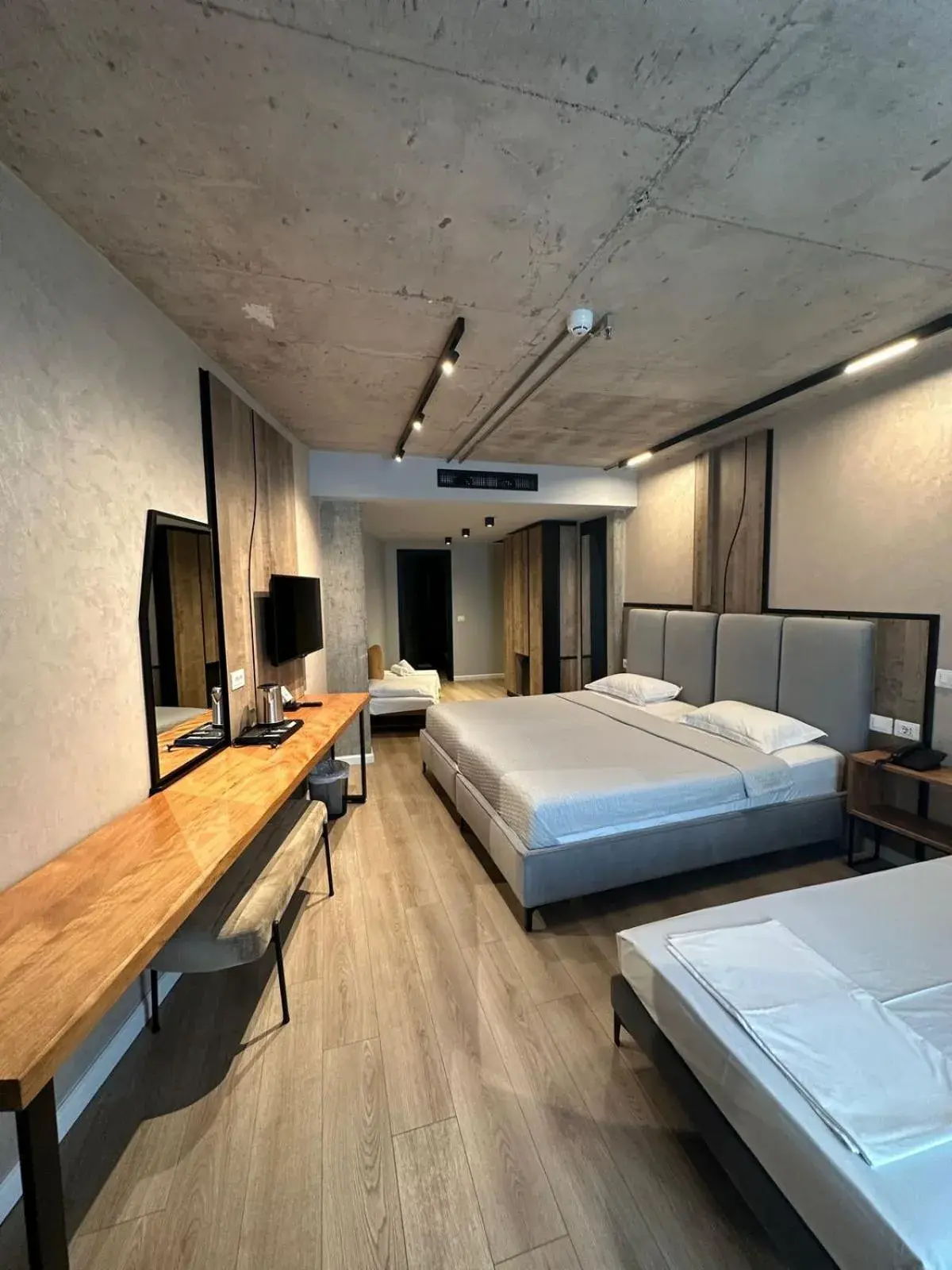 Deluxe Quadruple Room in AMR Hotel - Durres Deluxe Quadruple Room in AMR Hotel - Durres