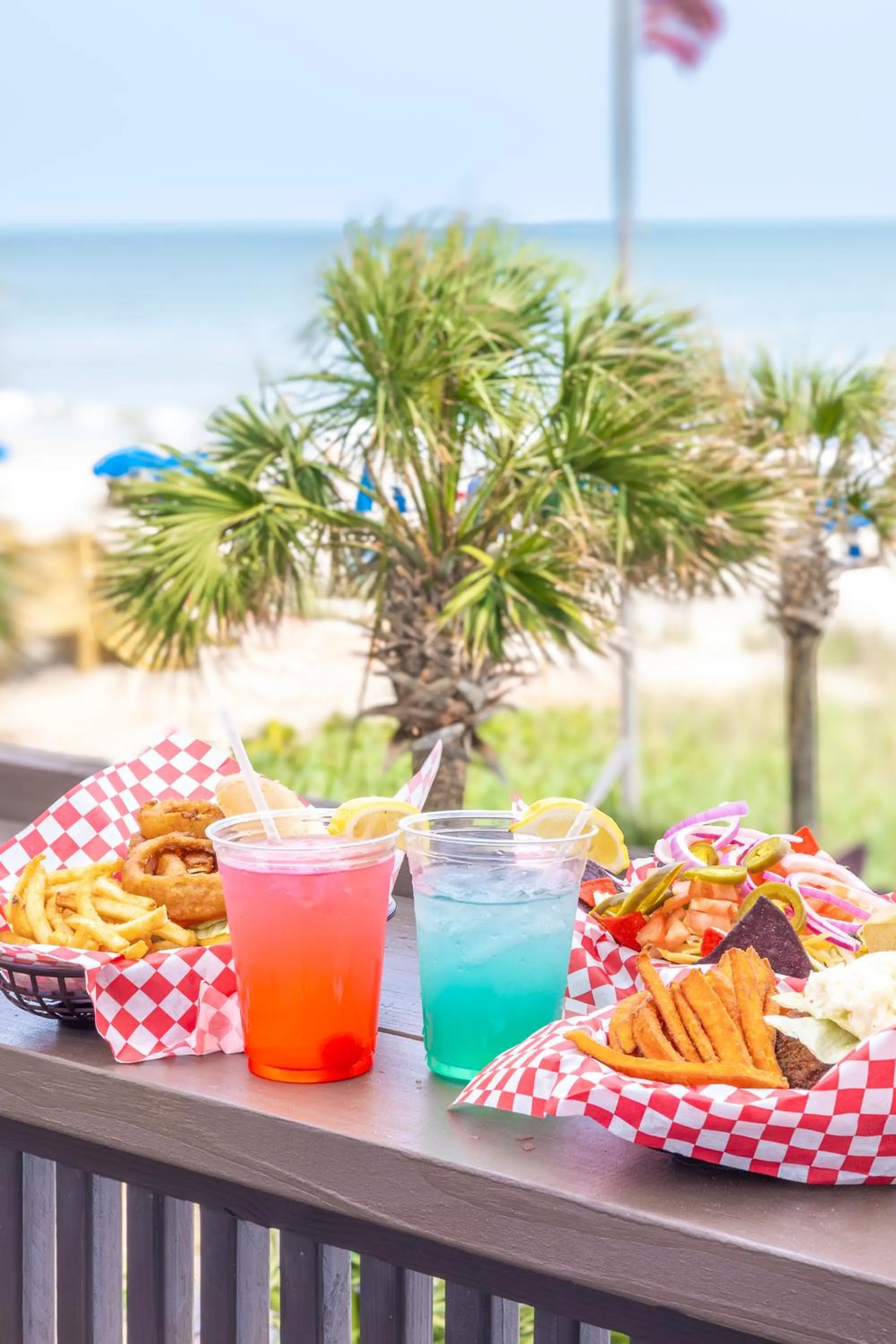 Restaurant/places to eat in Grande Beach Resort