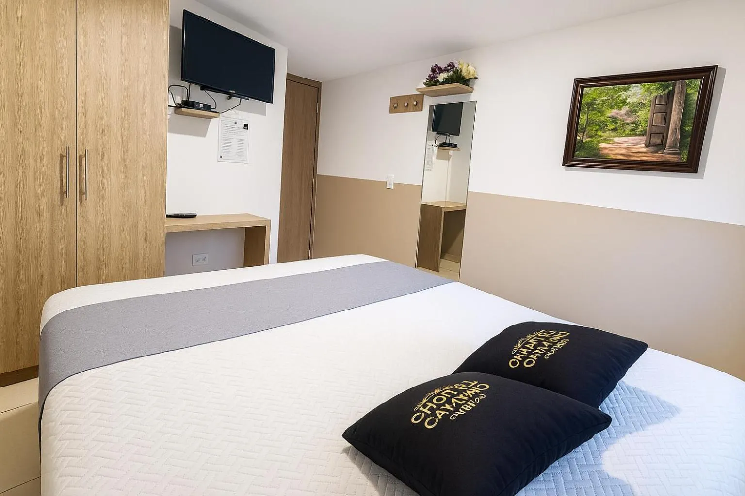 Bed in Hotel de la Salle