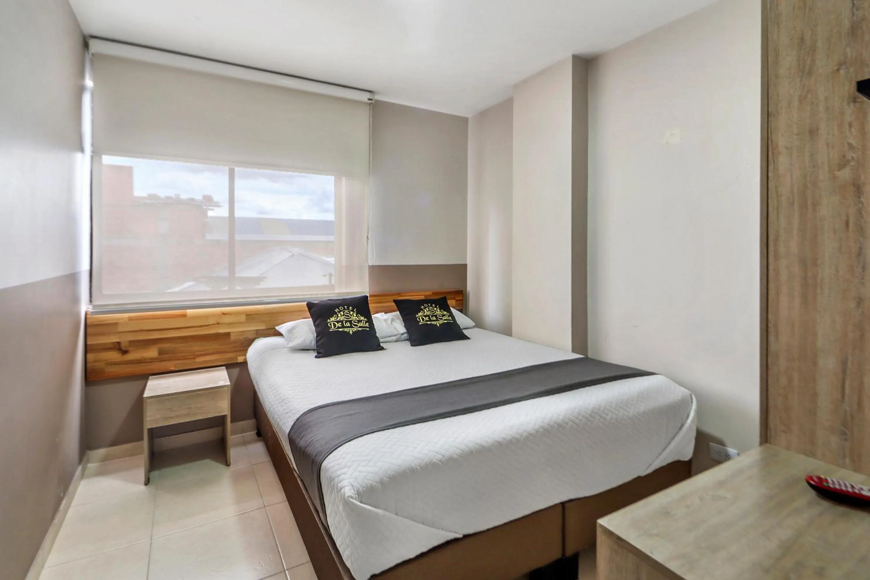 Bed in Hotel de la Salle