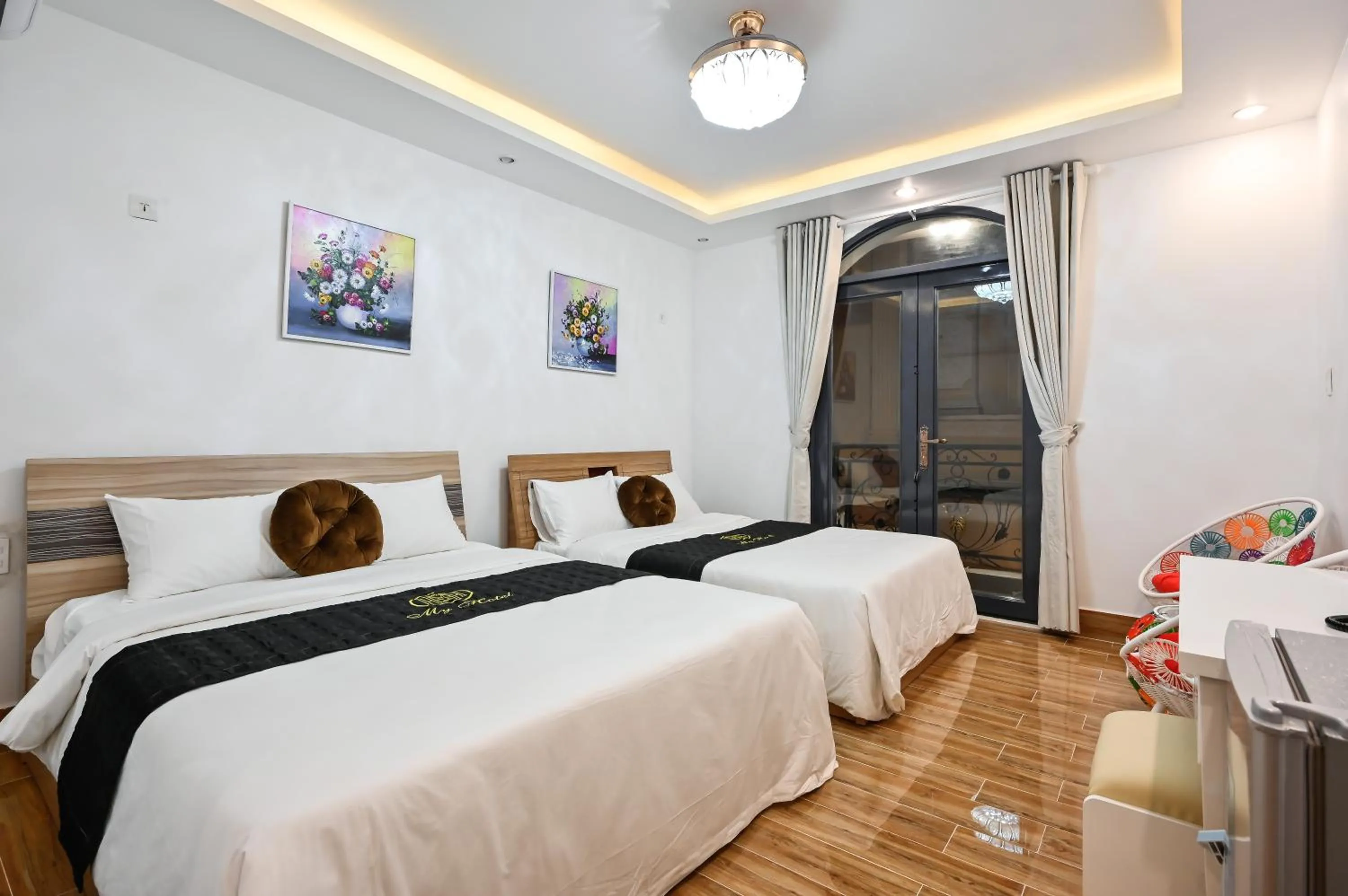 Bedroom, Bed in My Hotel