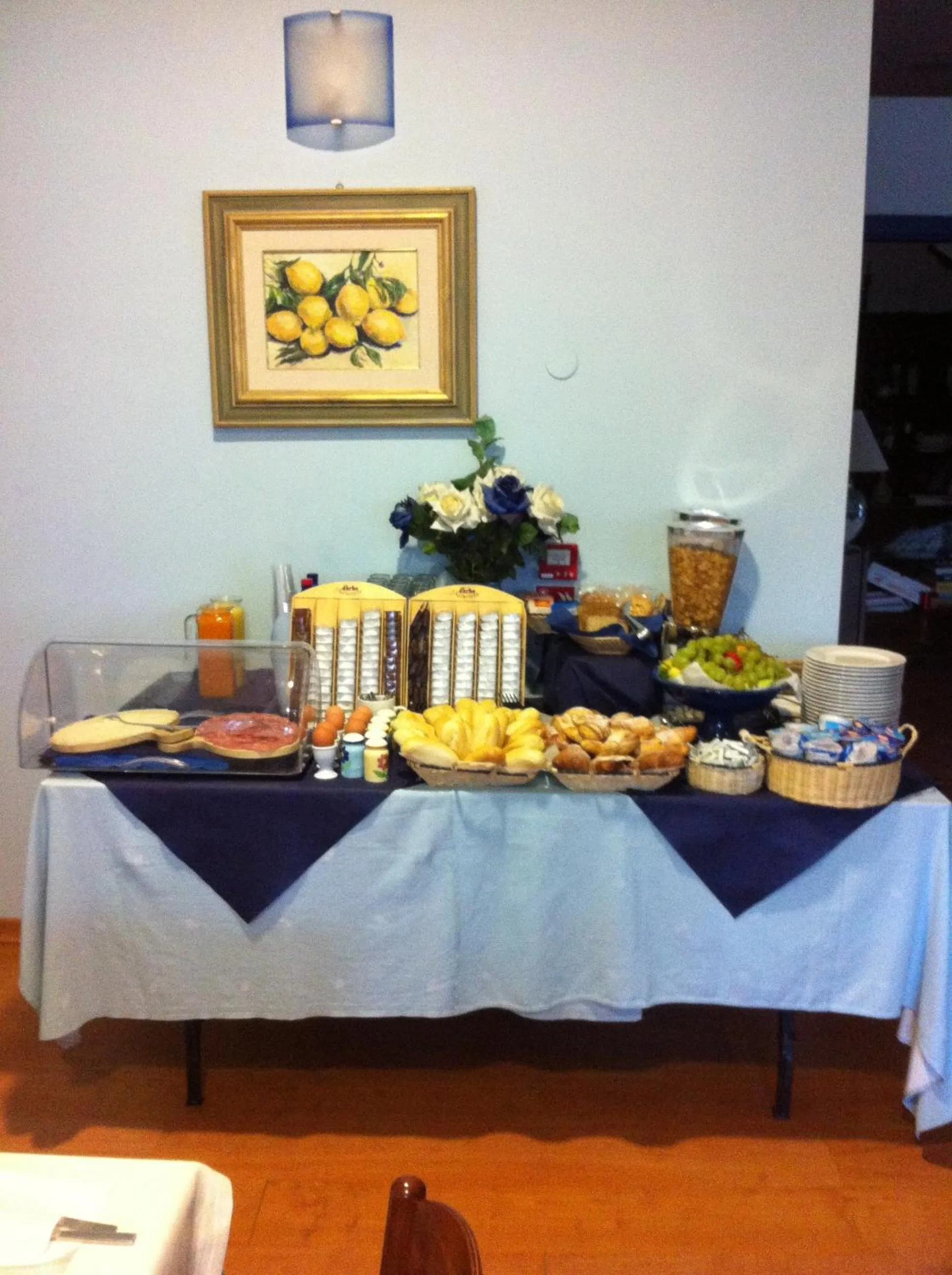 Restaurant/places to eat in Hotel La Vela