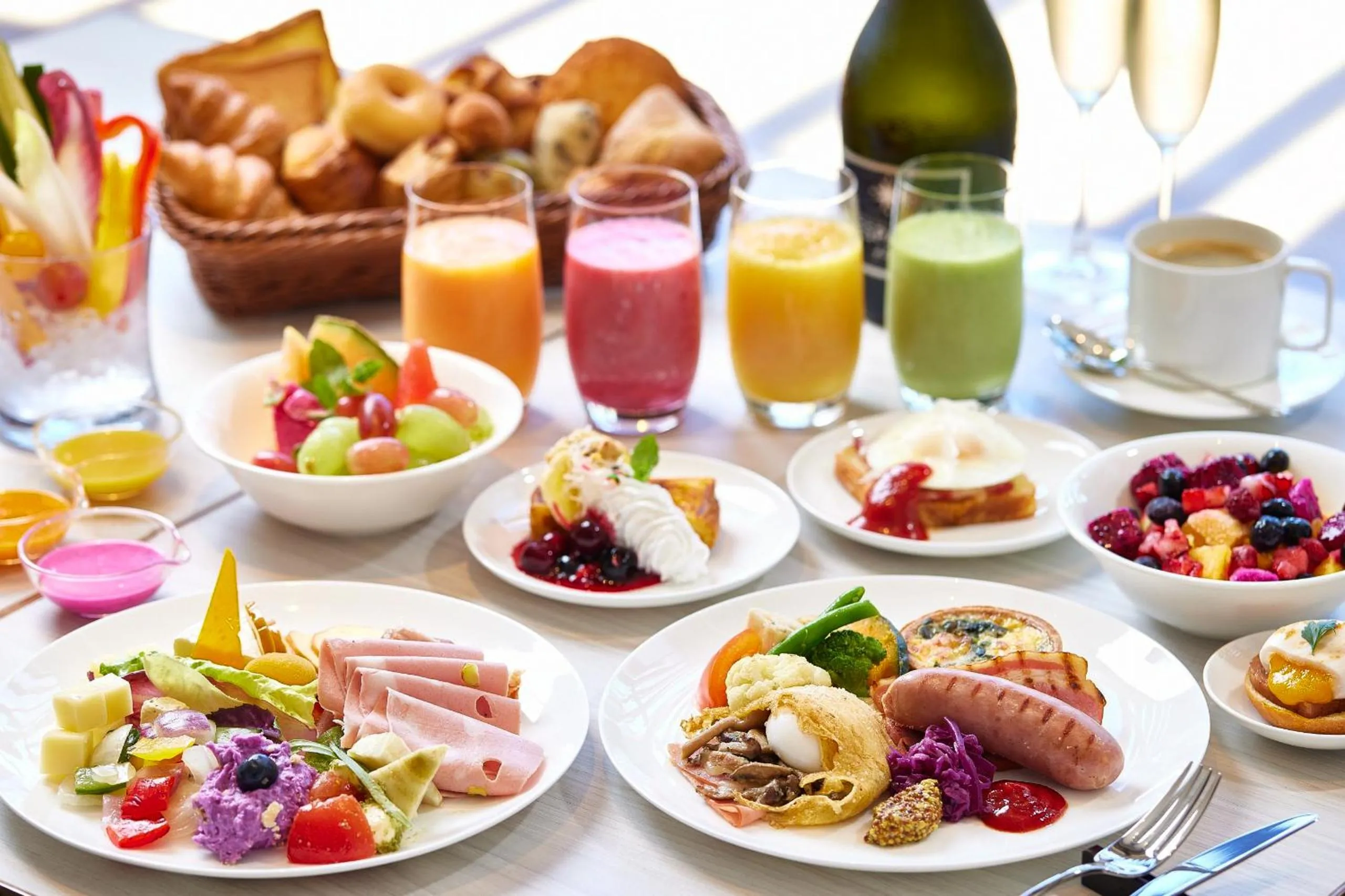 Breakfast in Ryukyu Hotel & Resort Nashiro Beach