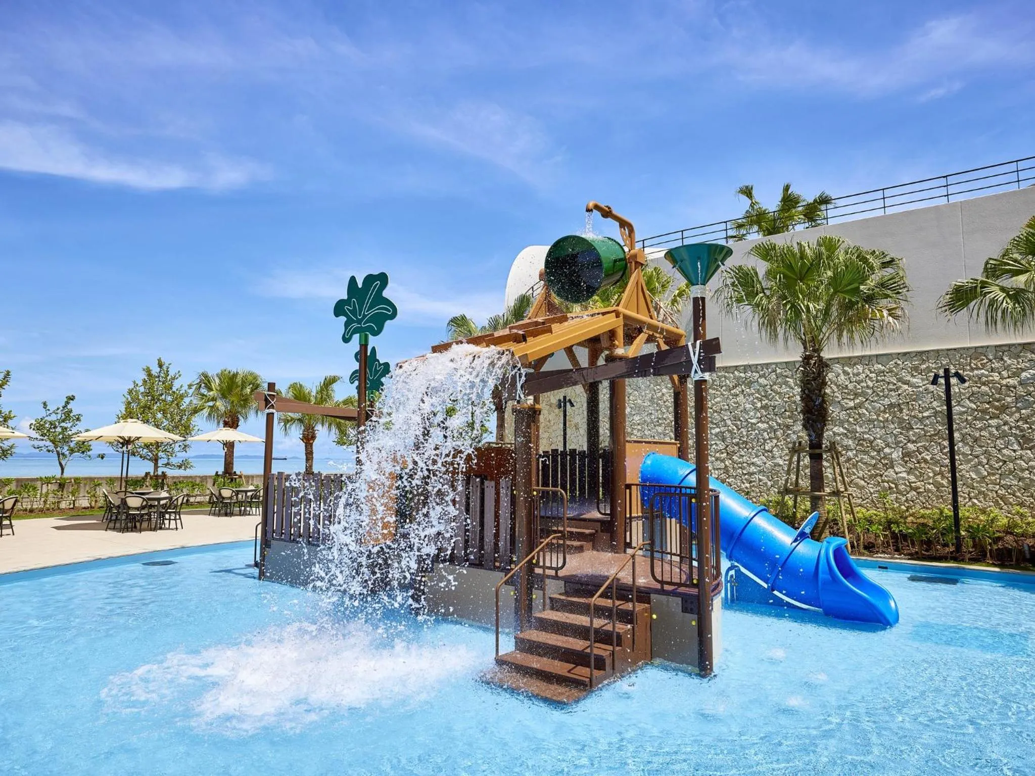 Swimming pool in Ryukyu Hotel & Resort Nashiro Beach