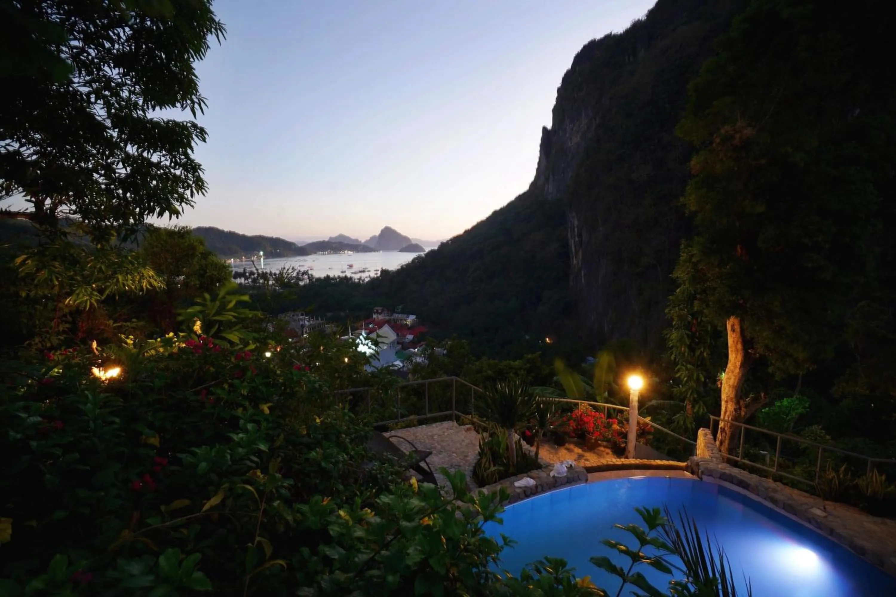 El Nido Viewdeck Cottages