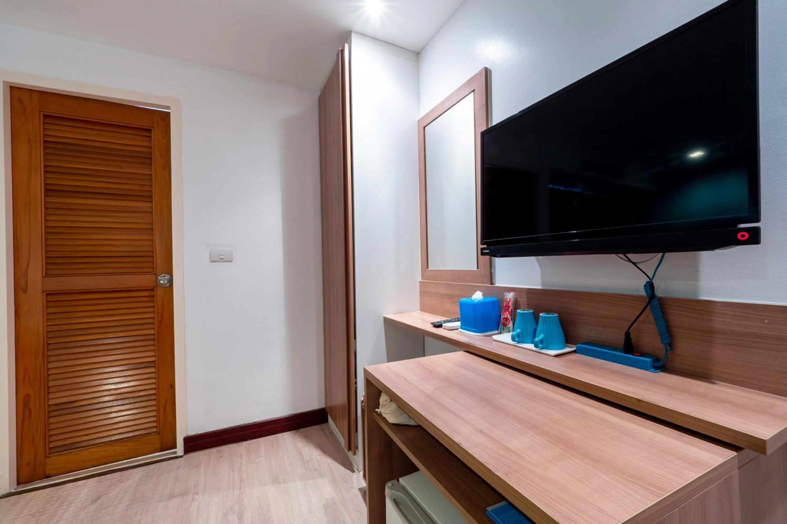 TV and multimedia in By Dee at Jomtien