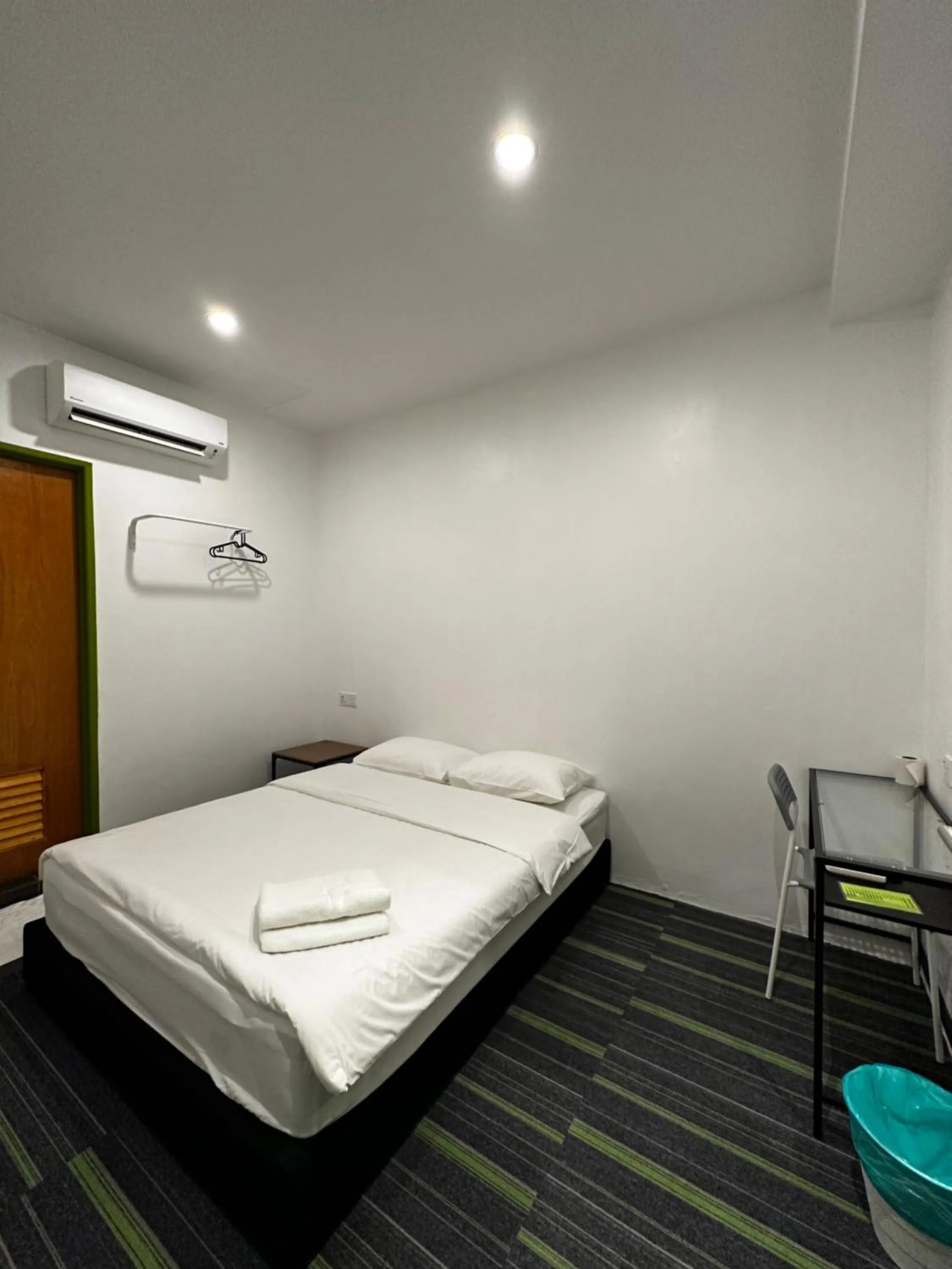 Bed in Olive Bedz Hotel