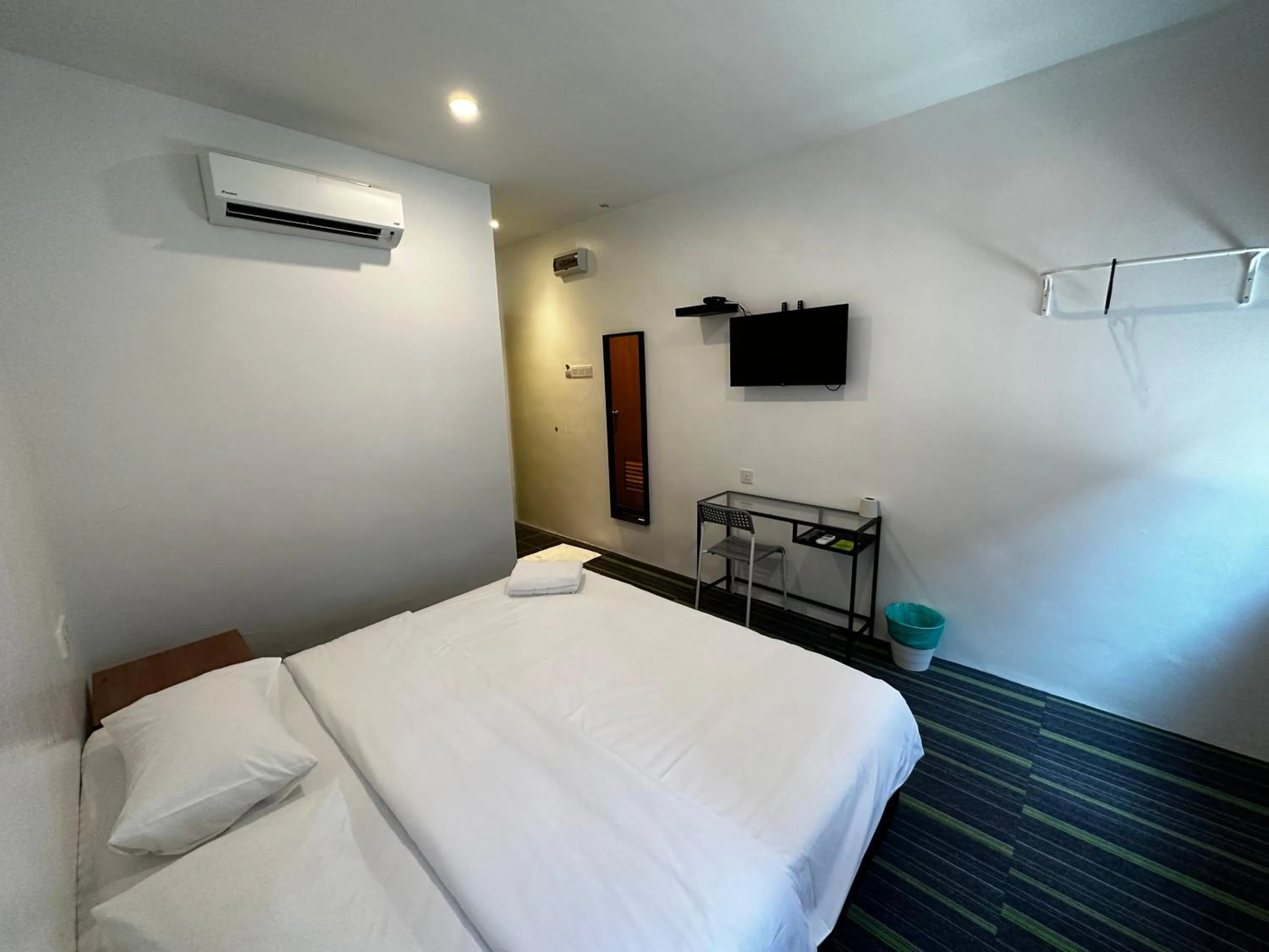 Bed in Olive Bedz Hotel