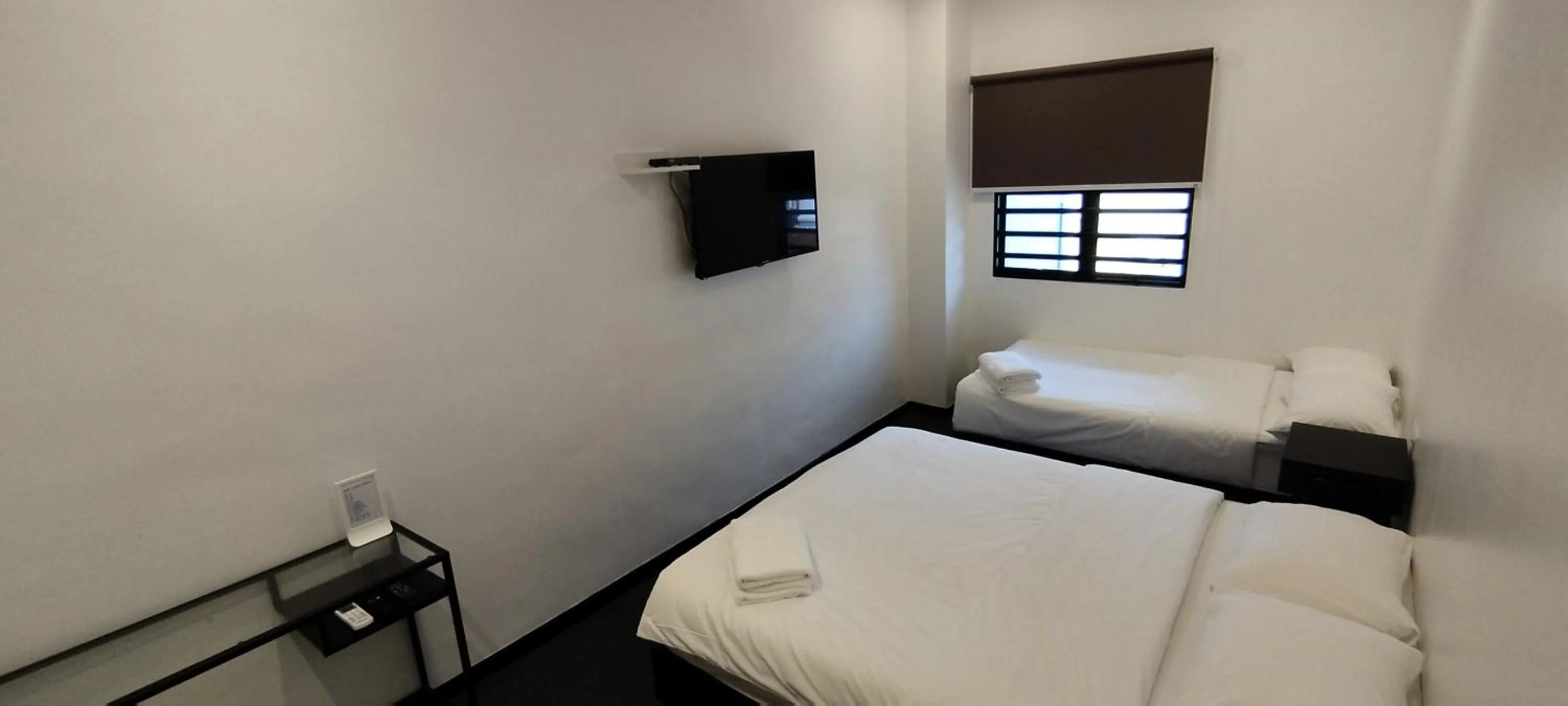 Photo of the whole room, Bed in Olive Bedz Hotel