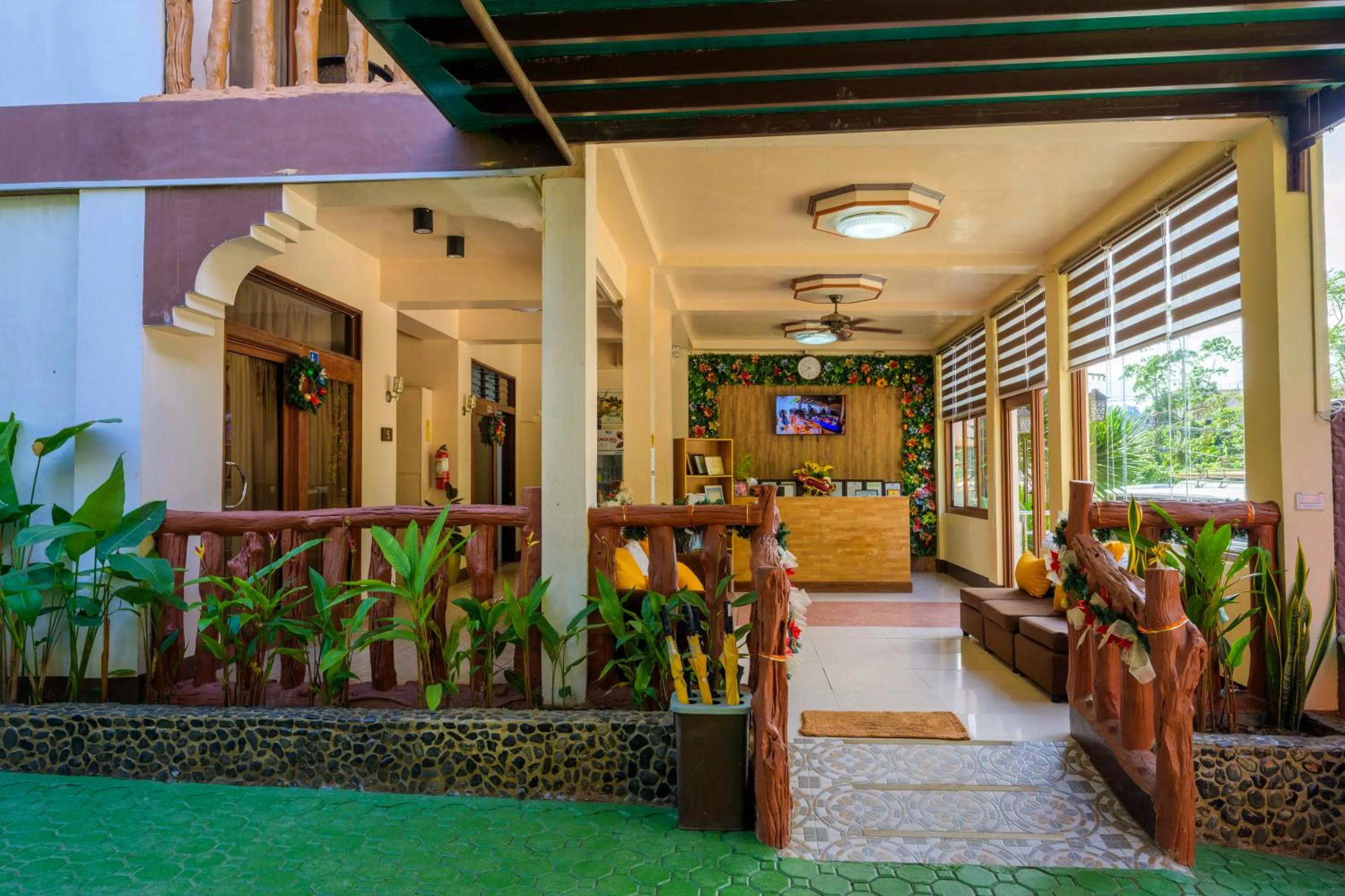 Lobby or reception in Jurias Garden Hotel