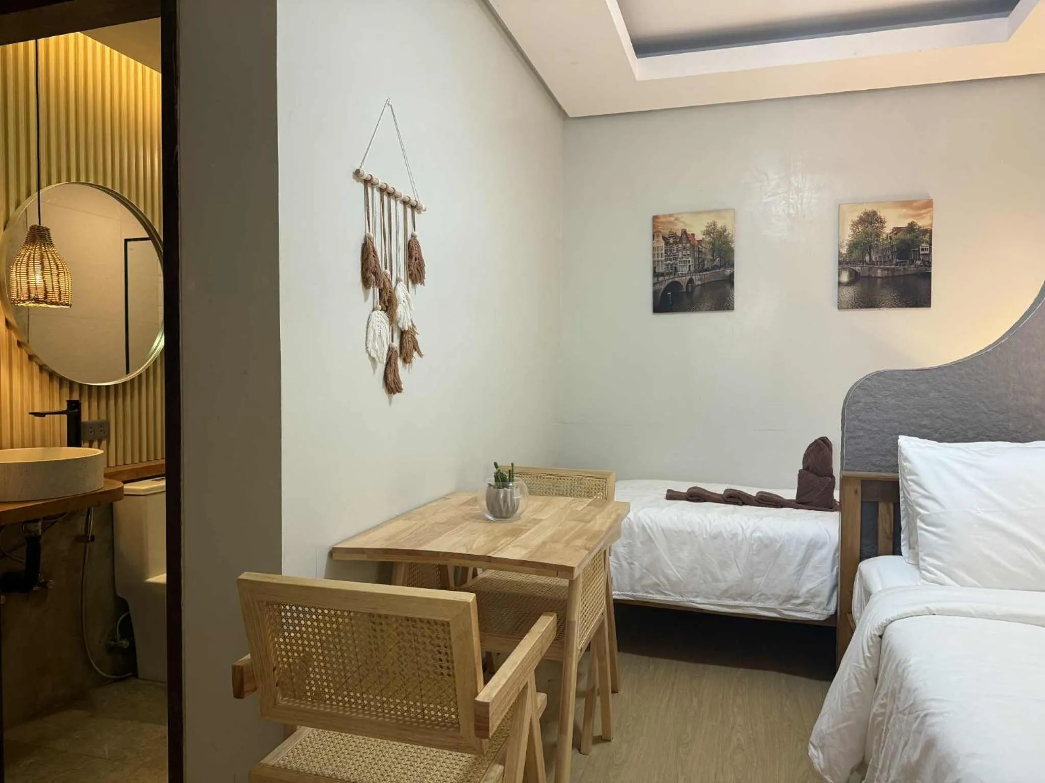 Bed in Inngo Tourist Inn