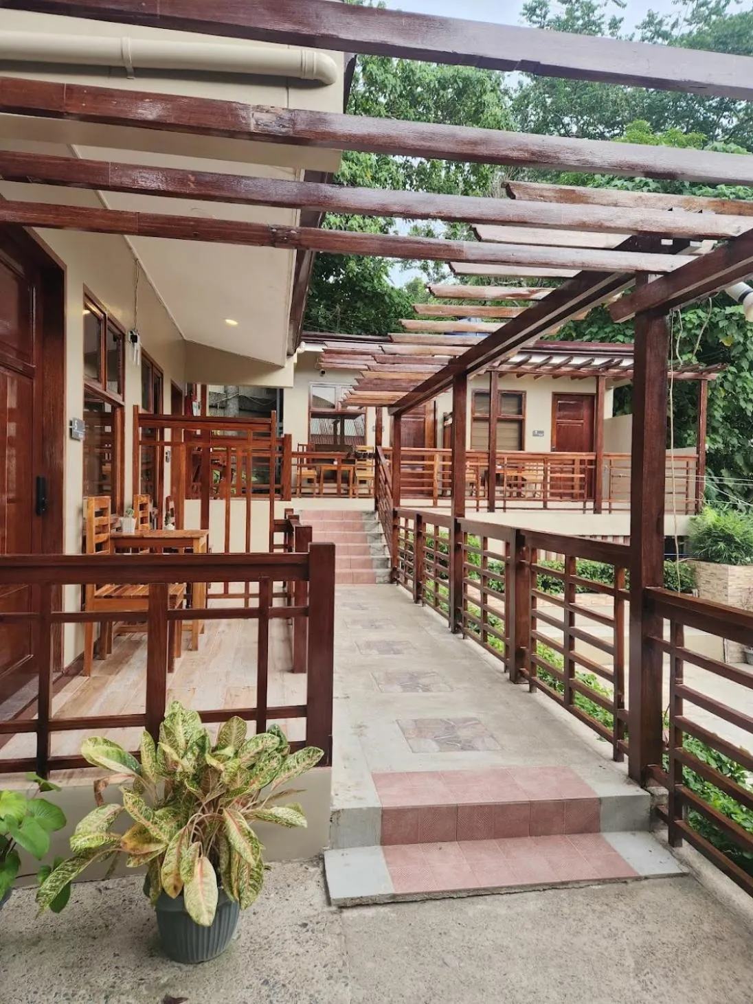 Property building in Inngo Tourist Inn