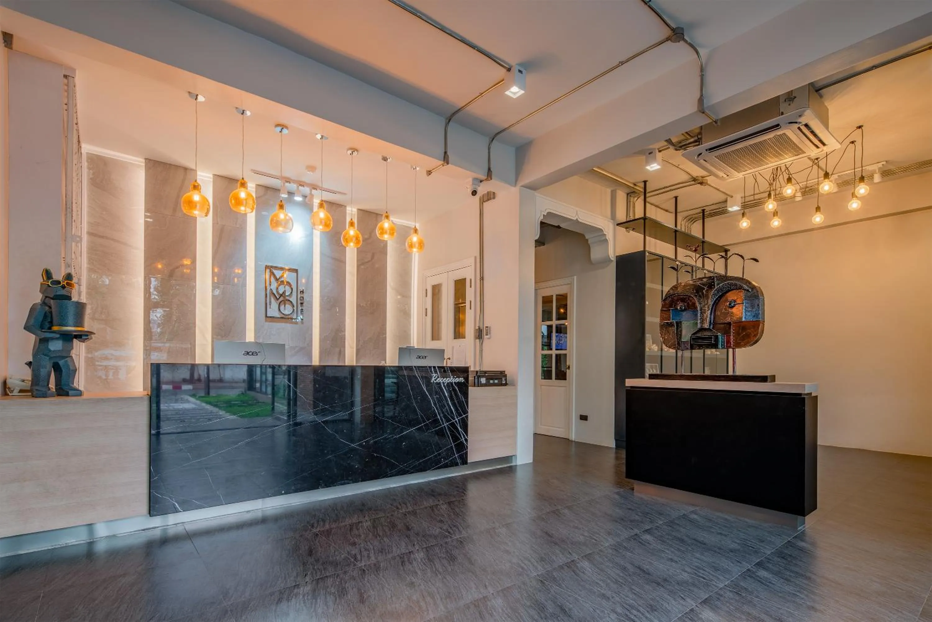 Lobby or reception in MOMO Hotel Chiang Mai