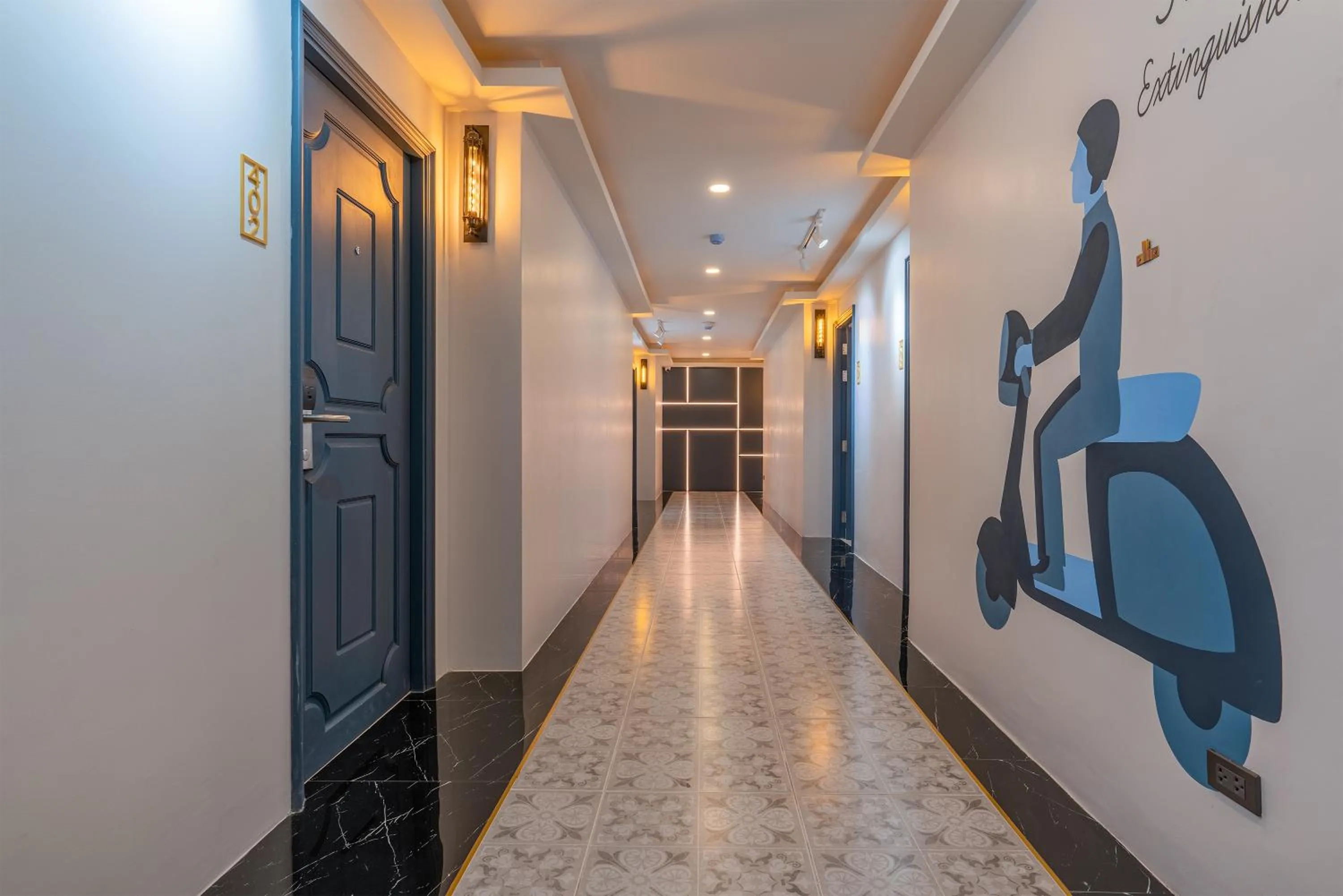 room service in MOMO Hotel Chiang Mai