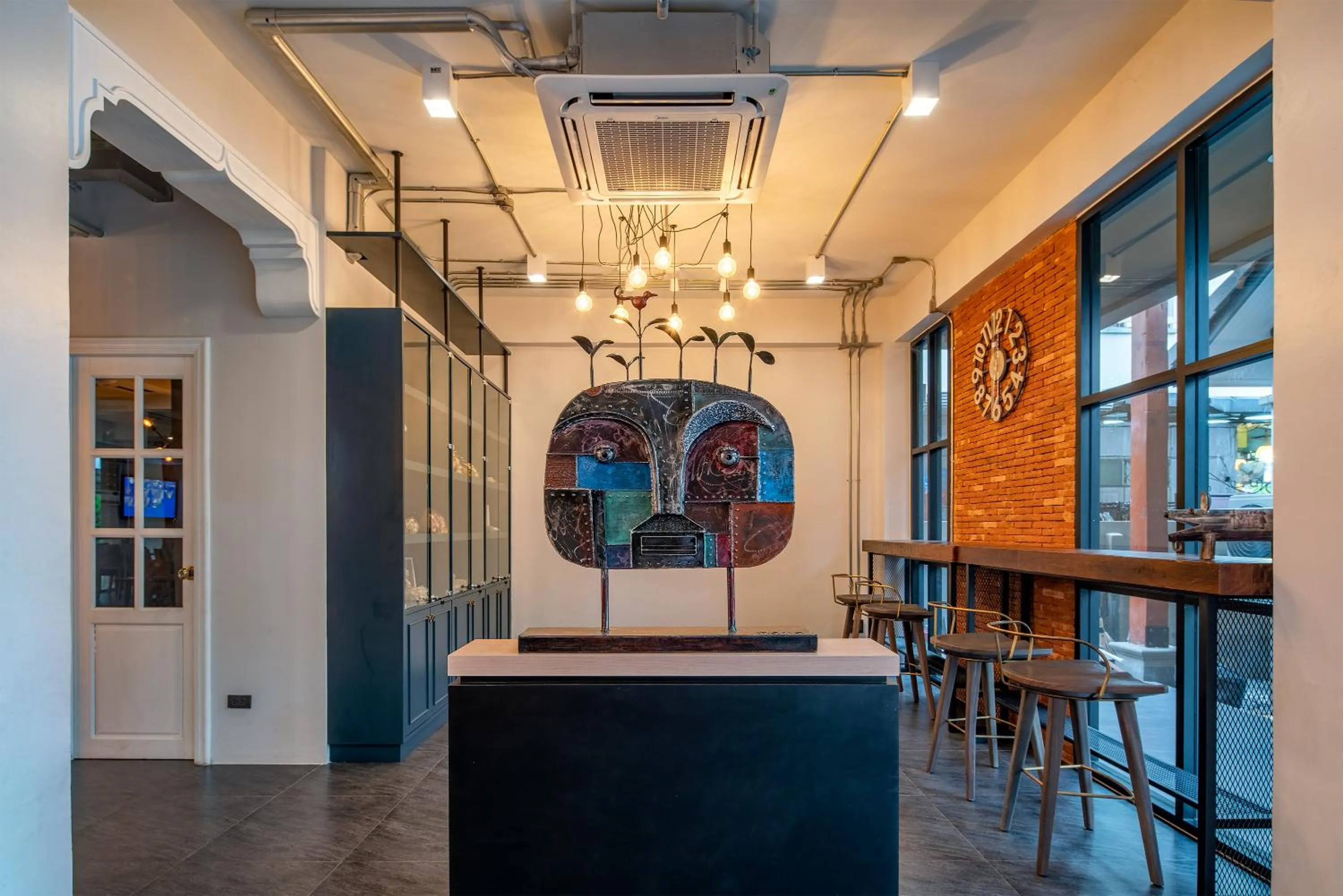 Lobby or reception in MOMO Hotel Chiang Mai