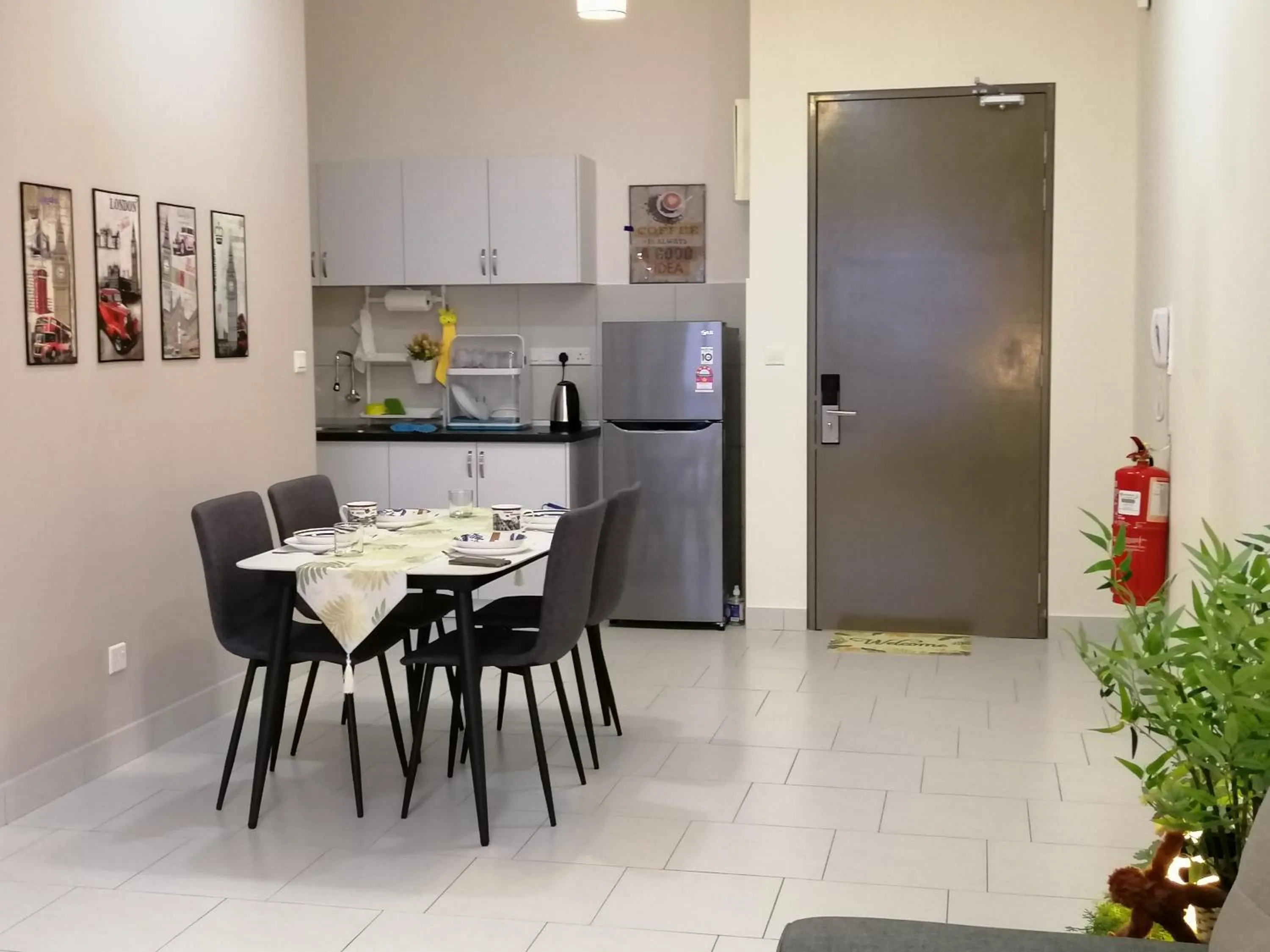 Dining area in Astetica Residences @ Seri Kembangan