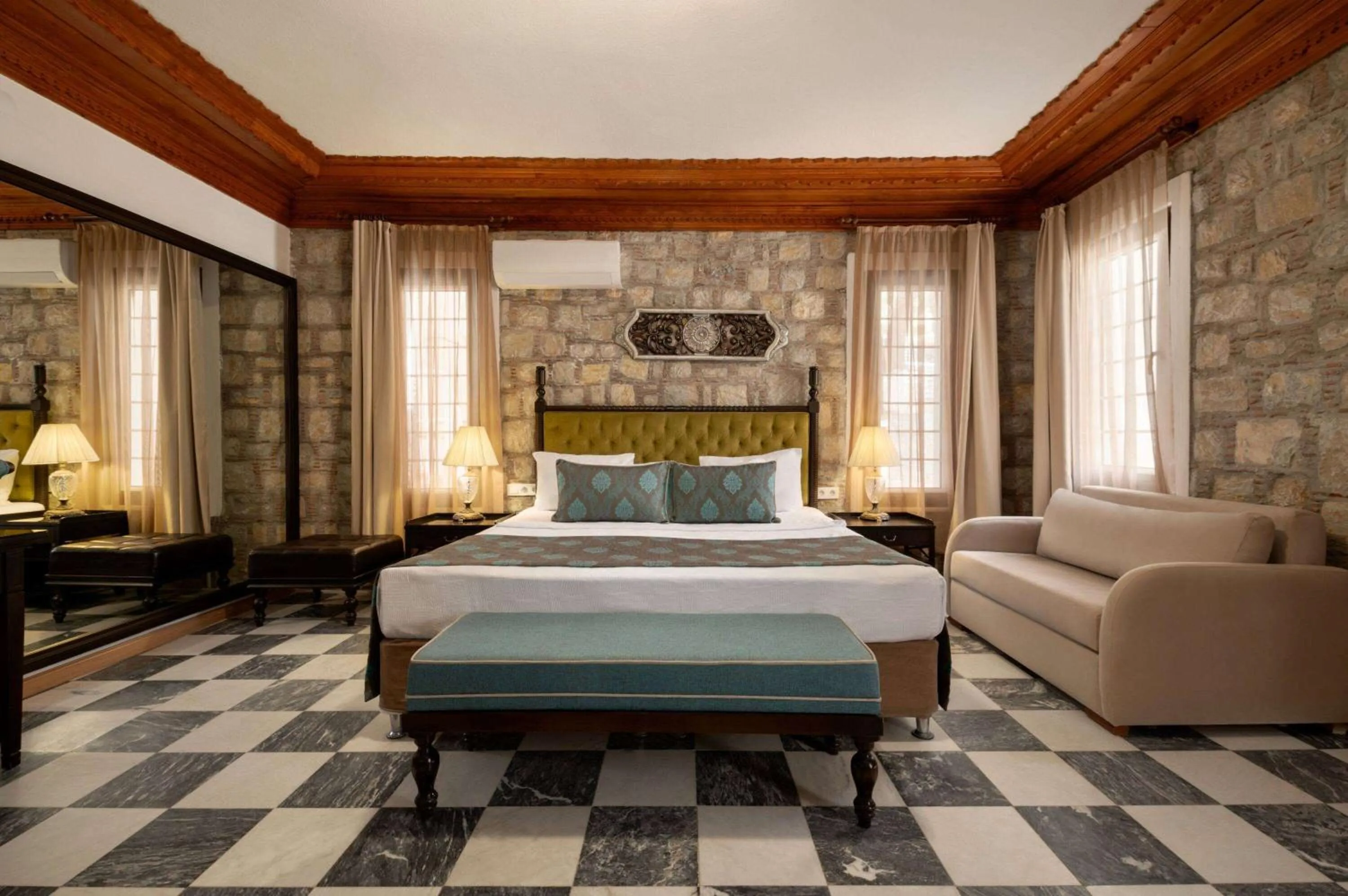 Photo of the whole room, Bed in Wyndham Datca Perili Bay