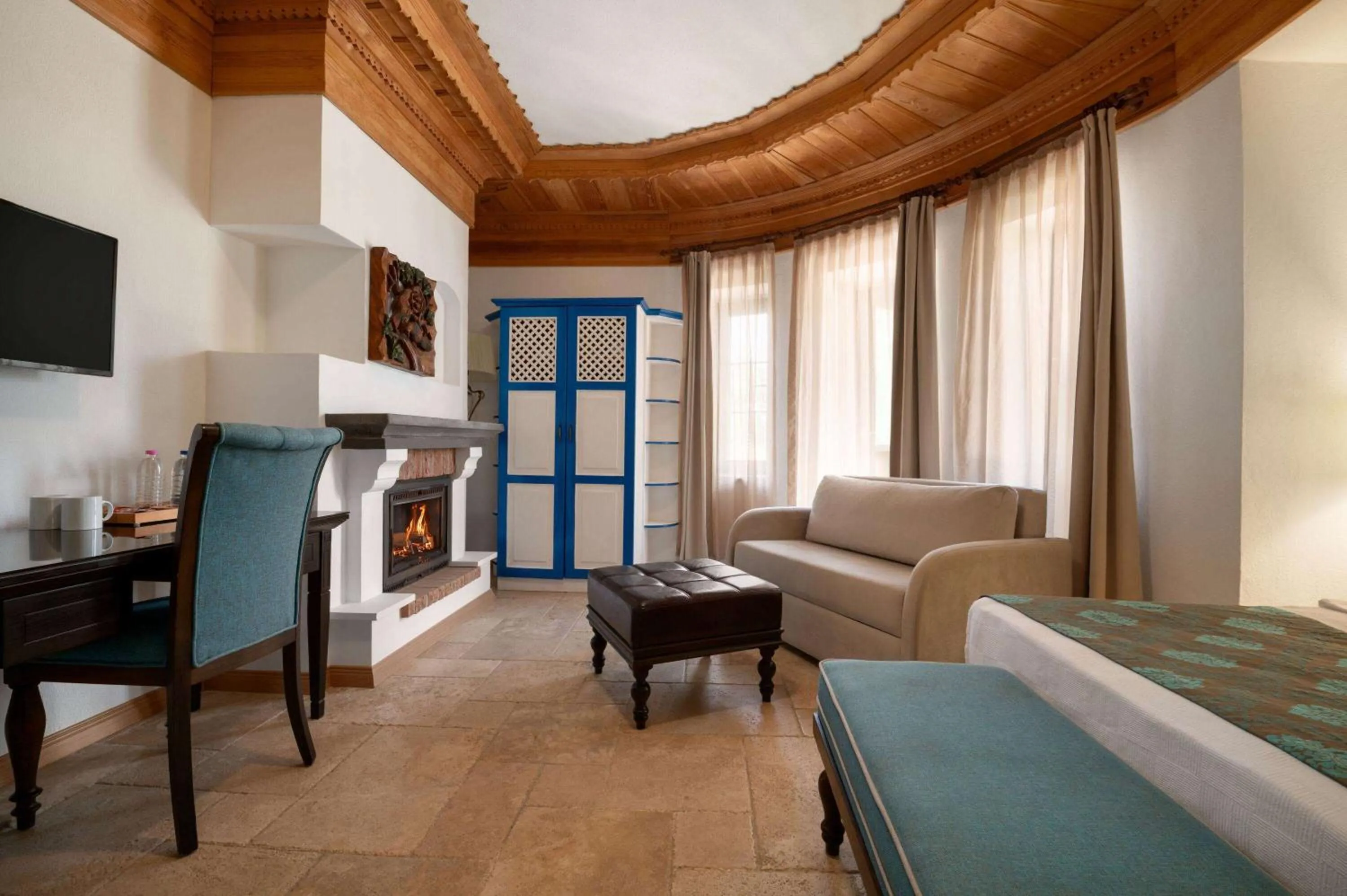 Photo of the whole room in Wyndham Datca Perili Bay