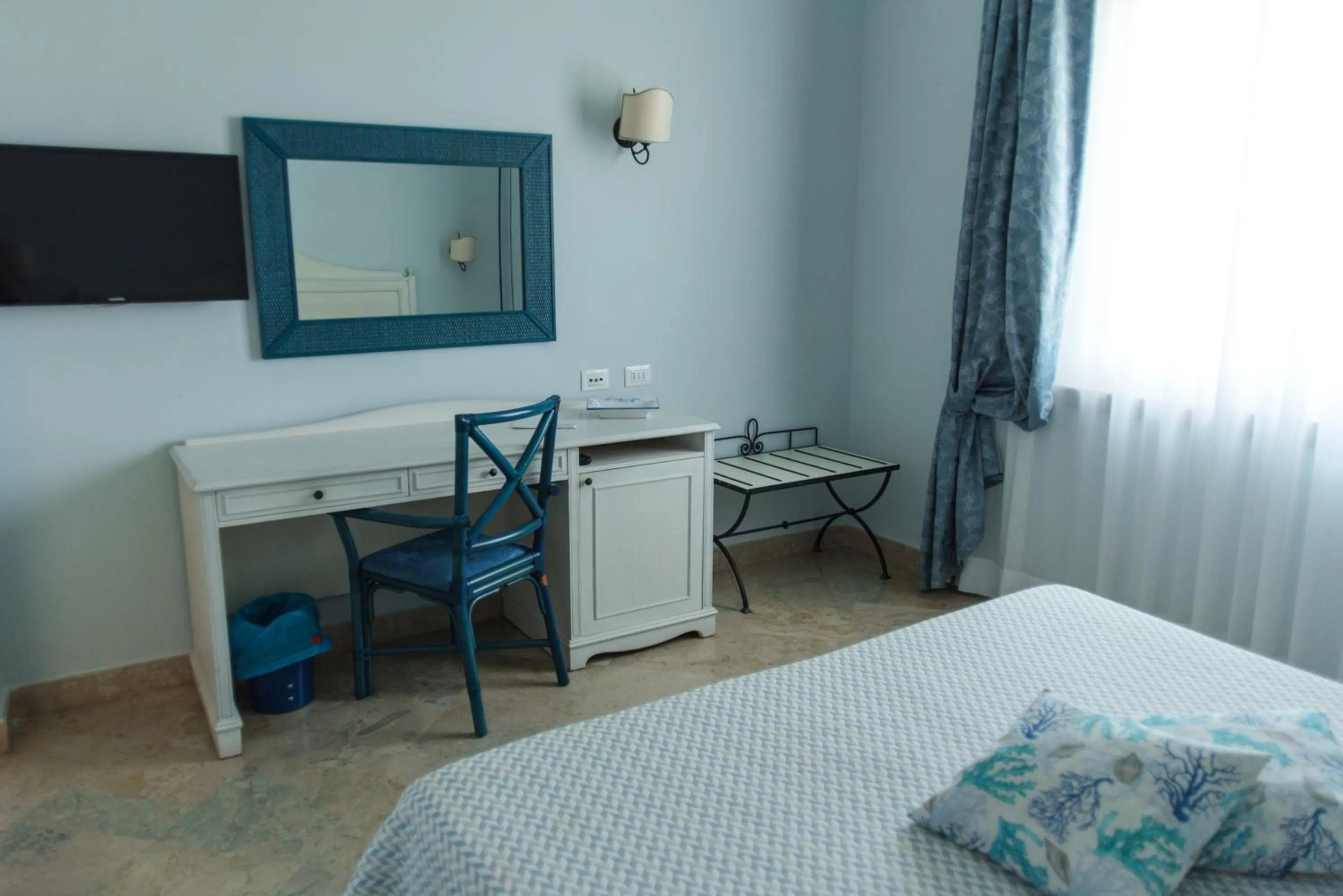 Bed in Relais Antiche Saline