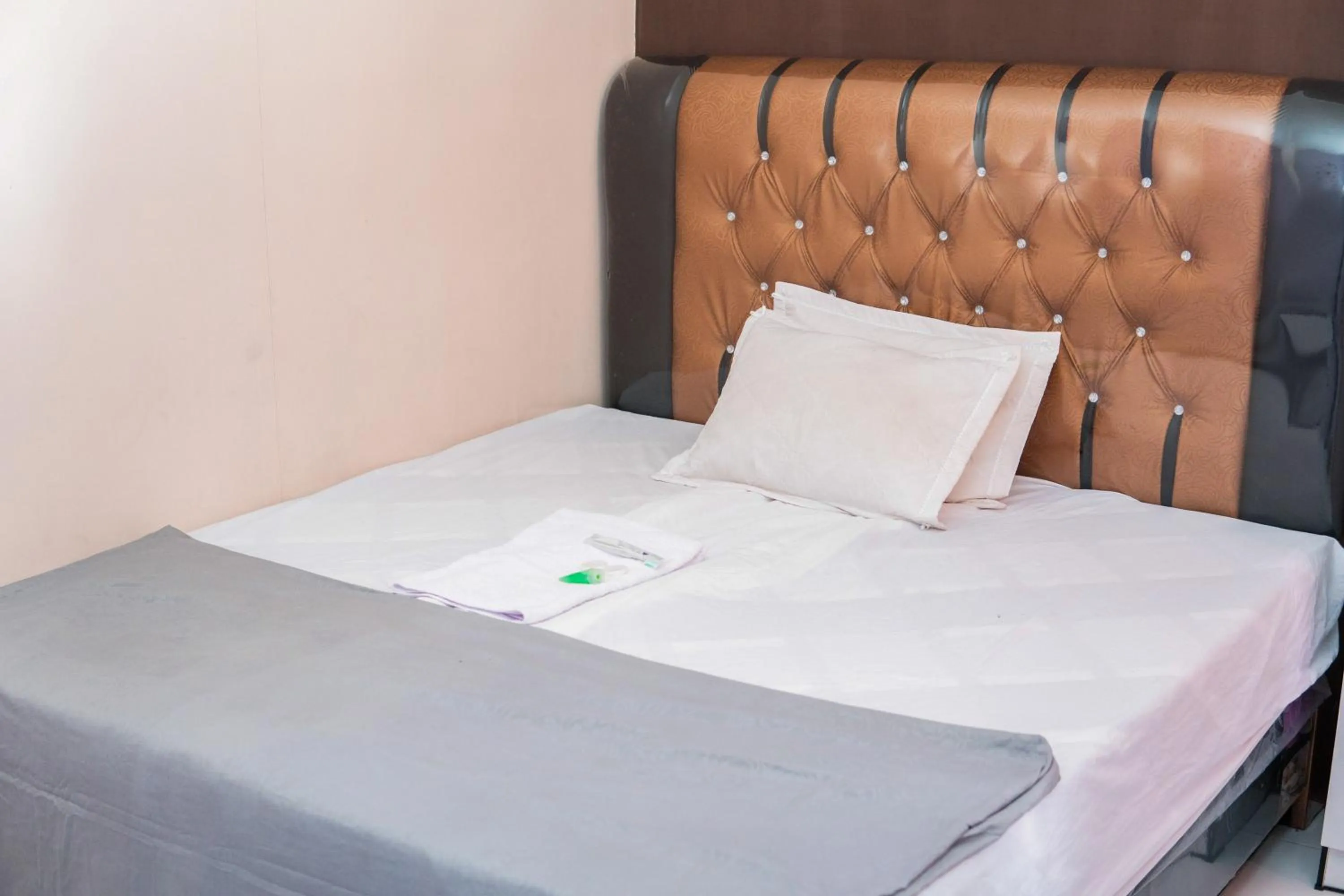 Bedroom, Bed in Penginapan Sulthan Syariah RedPartner