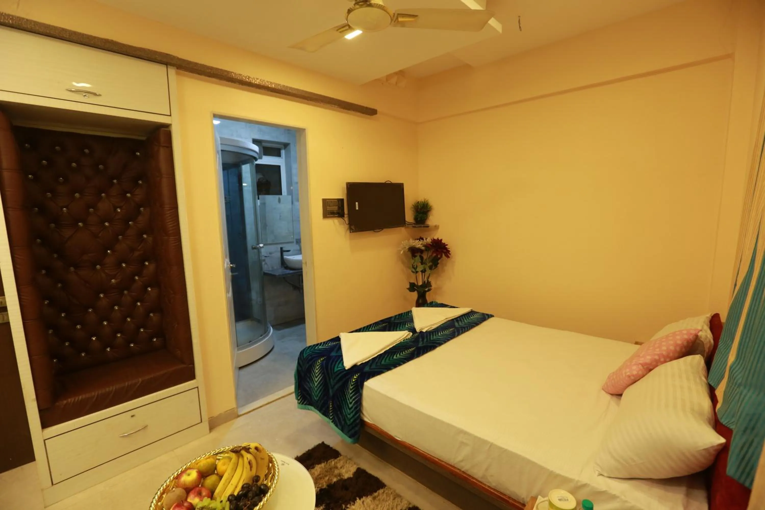 Bed in Villa Residency