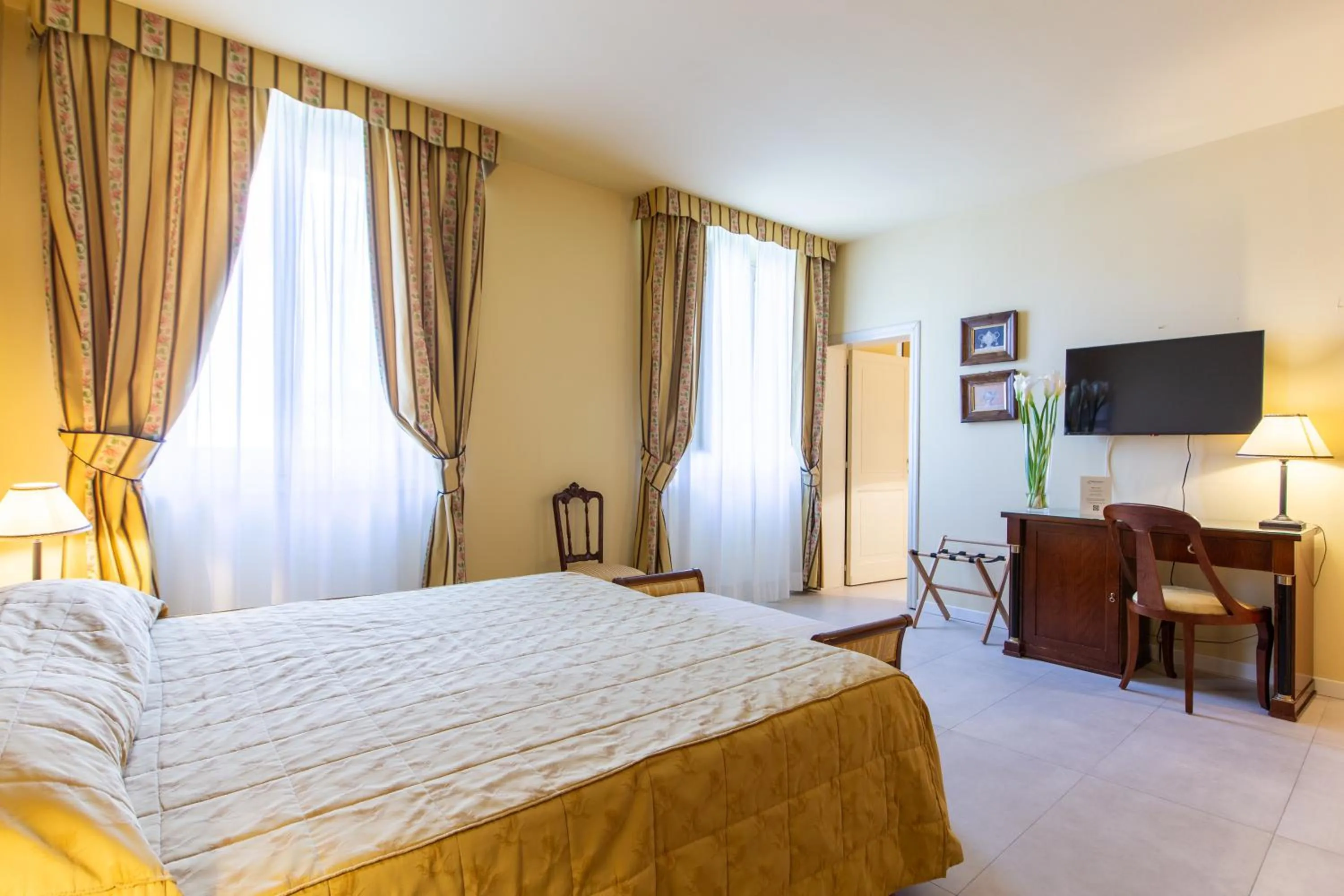 Bedroom, Bed in Hotel Sant'Andrea