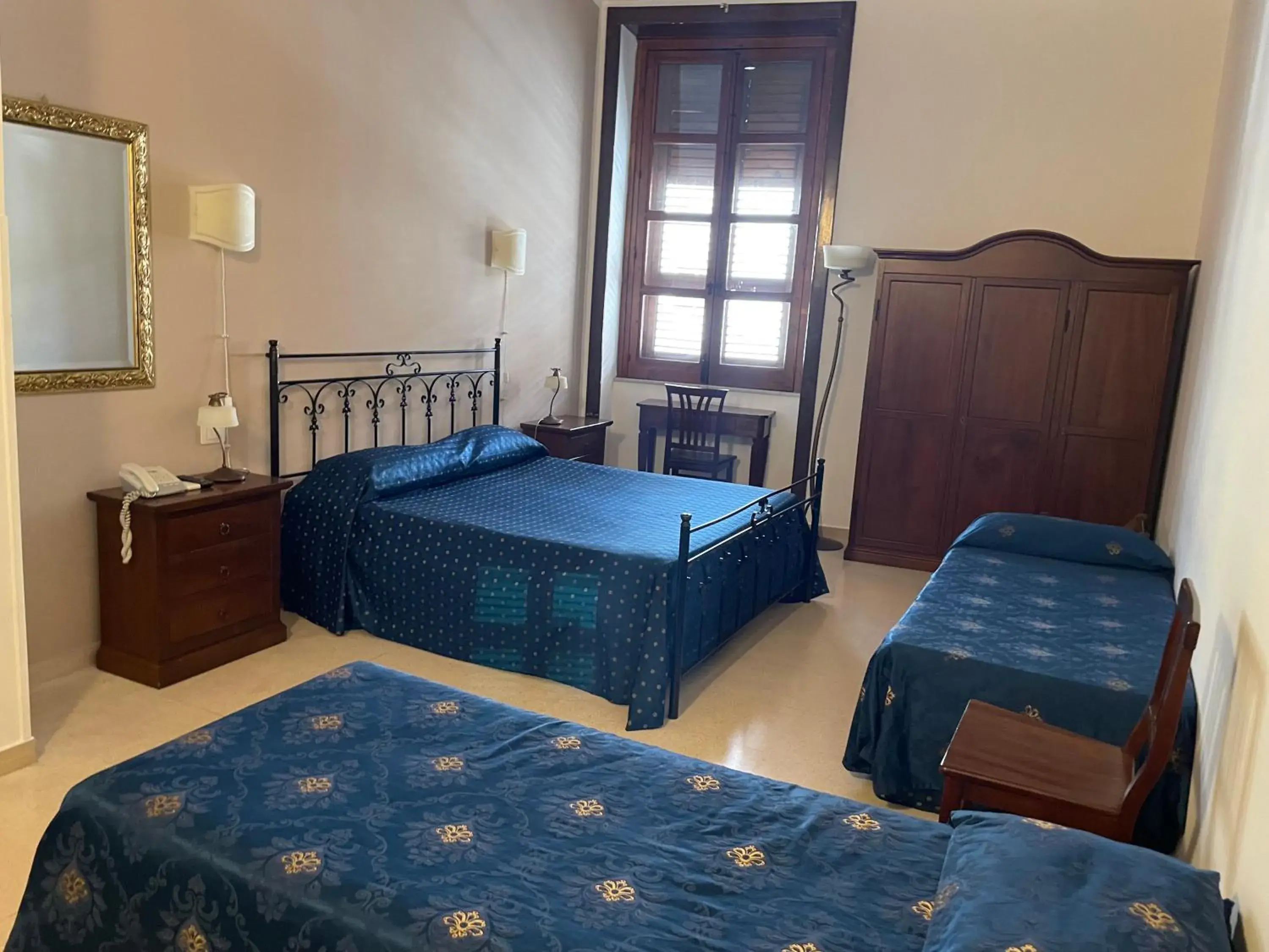 Quadruple Room in Sorella Luna Quadruple Room in Sorella Luna