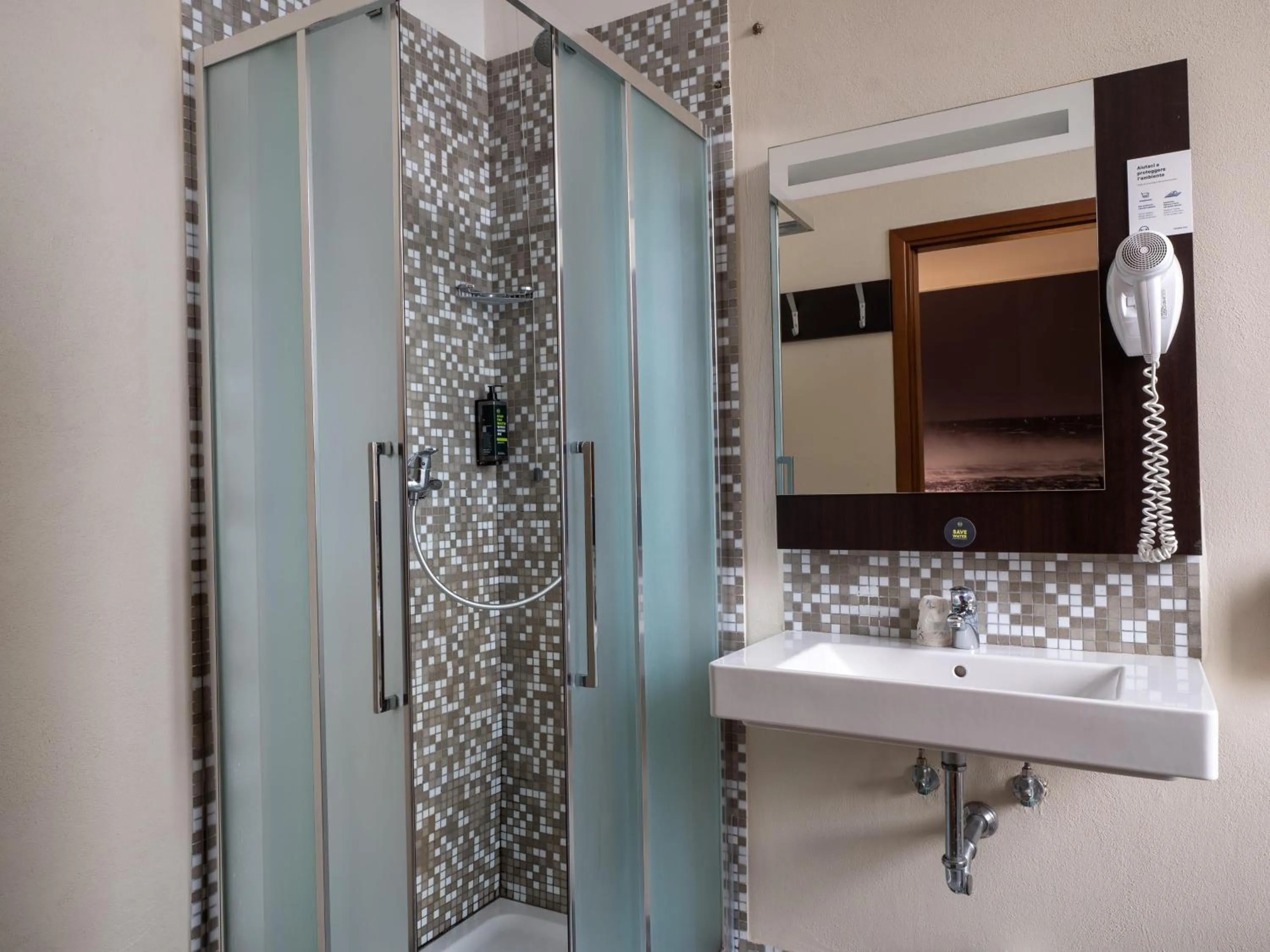 Bathroom in B&B Hotel Trieste