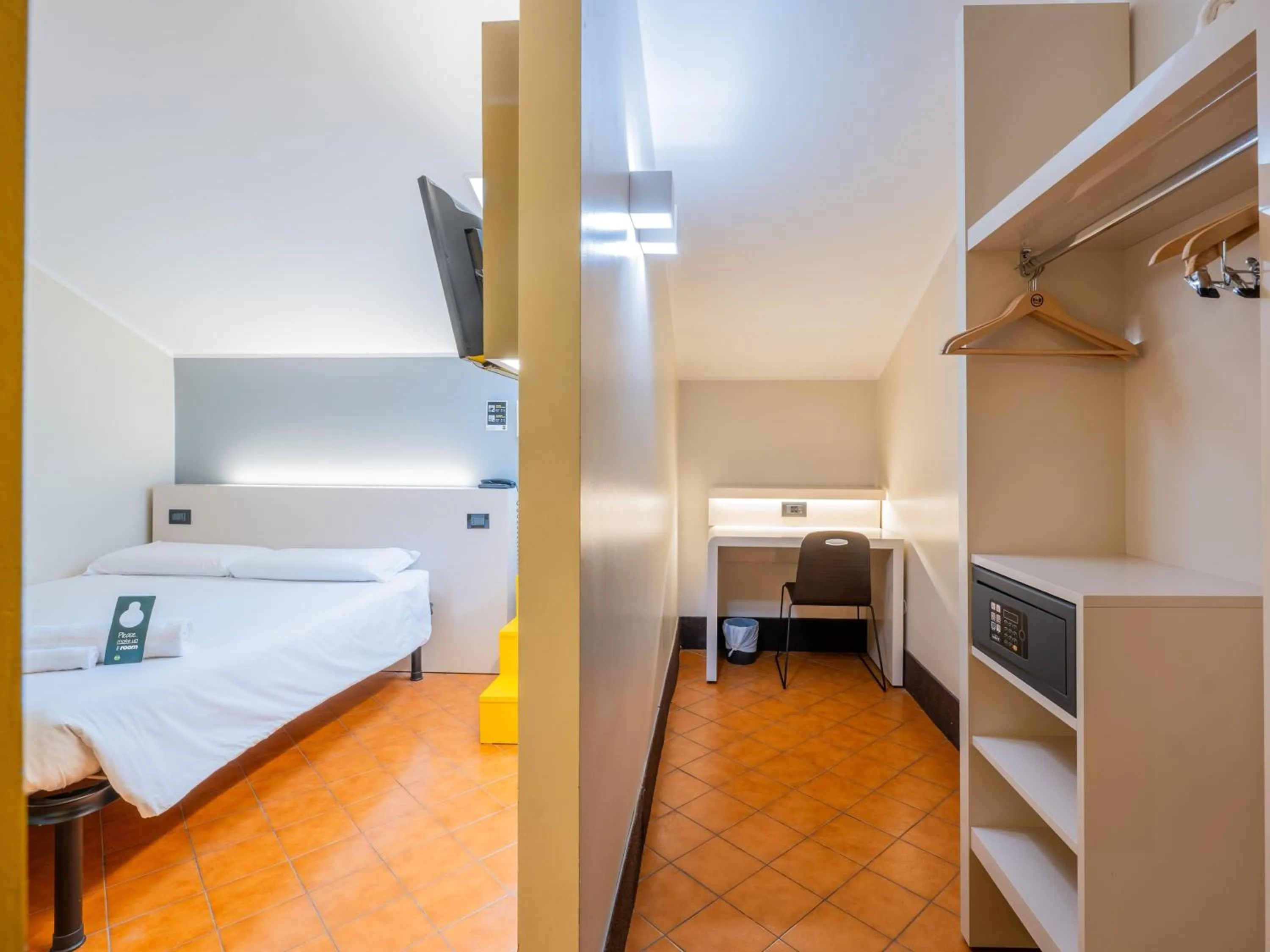 Photo of the whole room, Bed in B&B Hotel Trieste